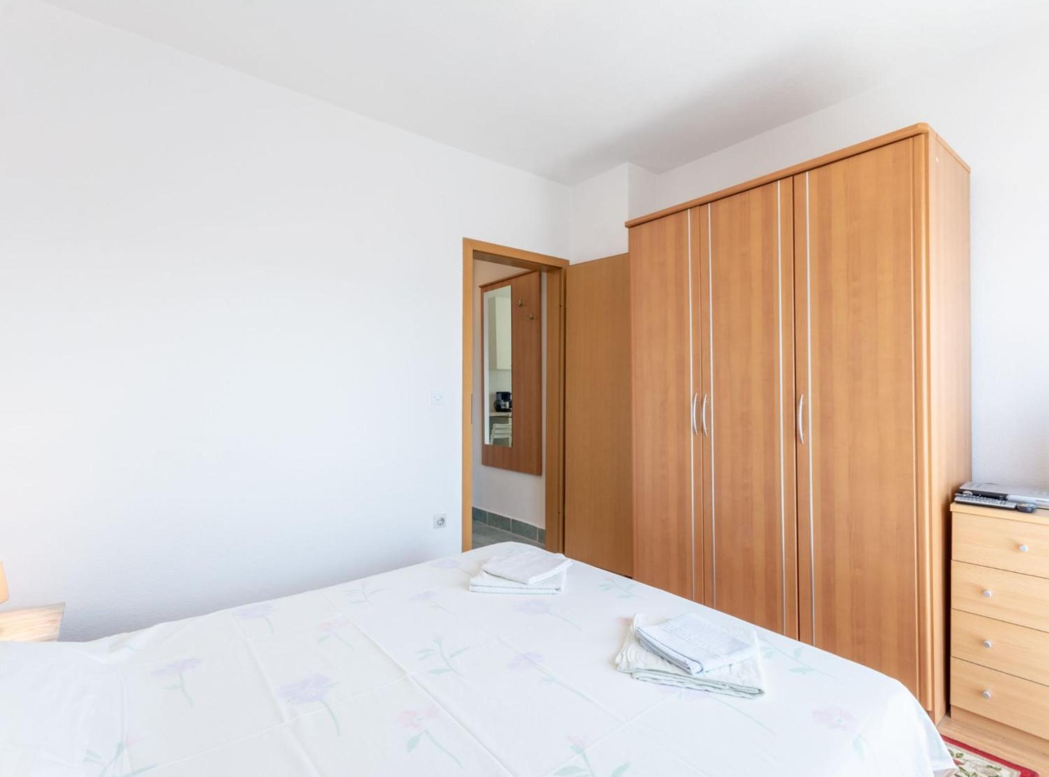 One Bedroom Apartment