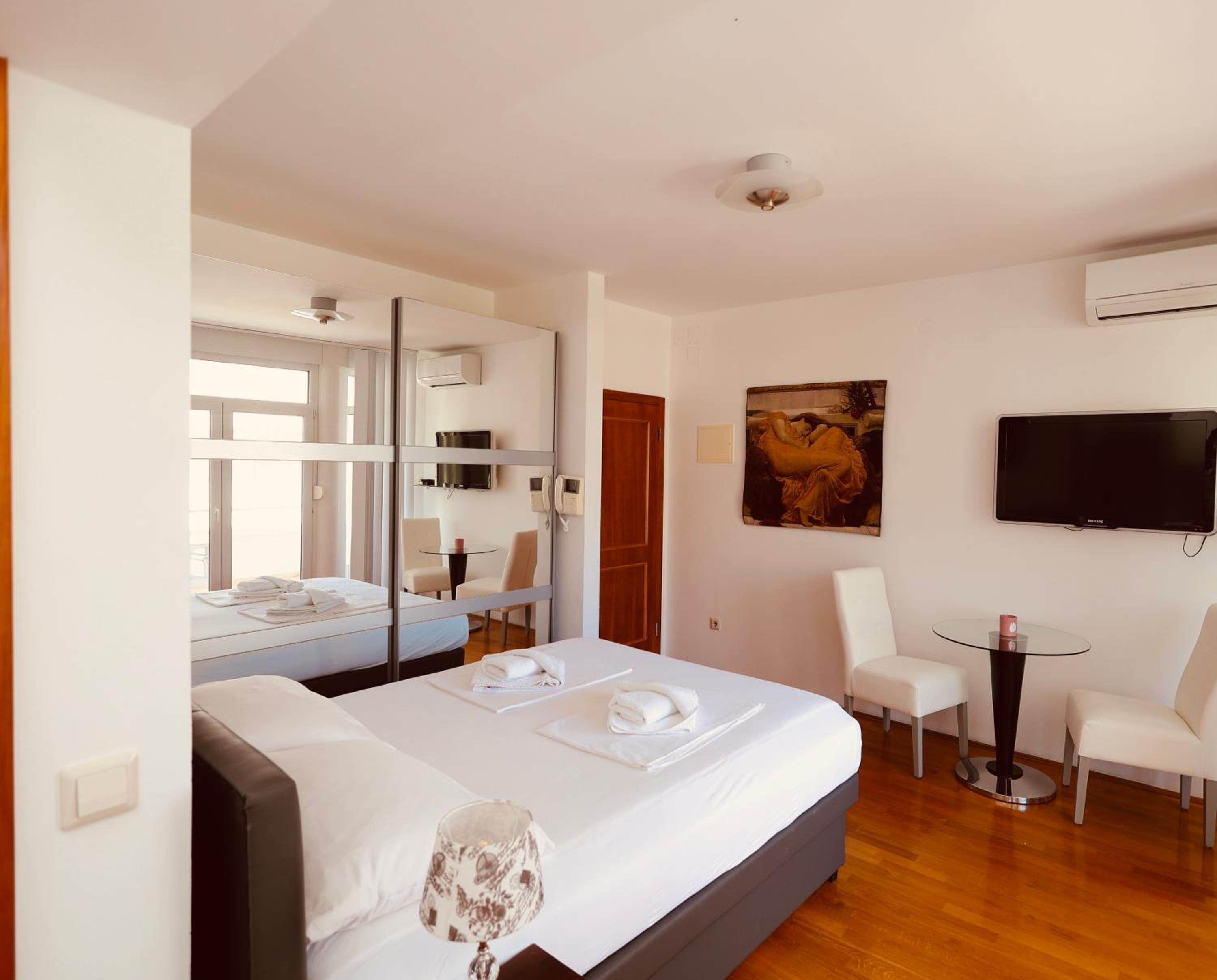 Apartment with Sea View photo 1