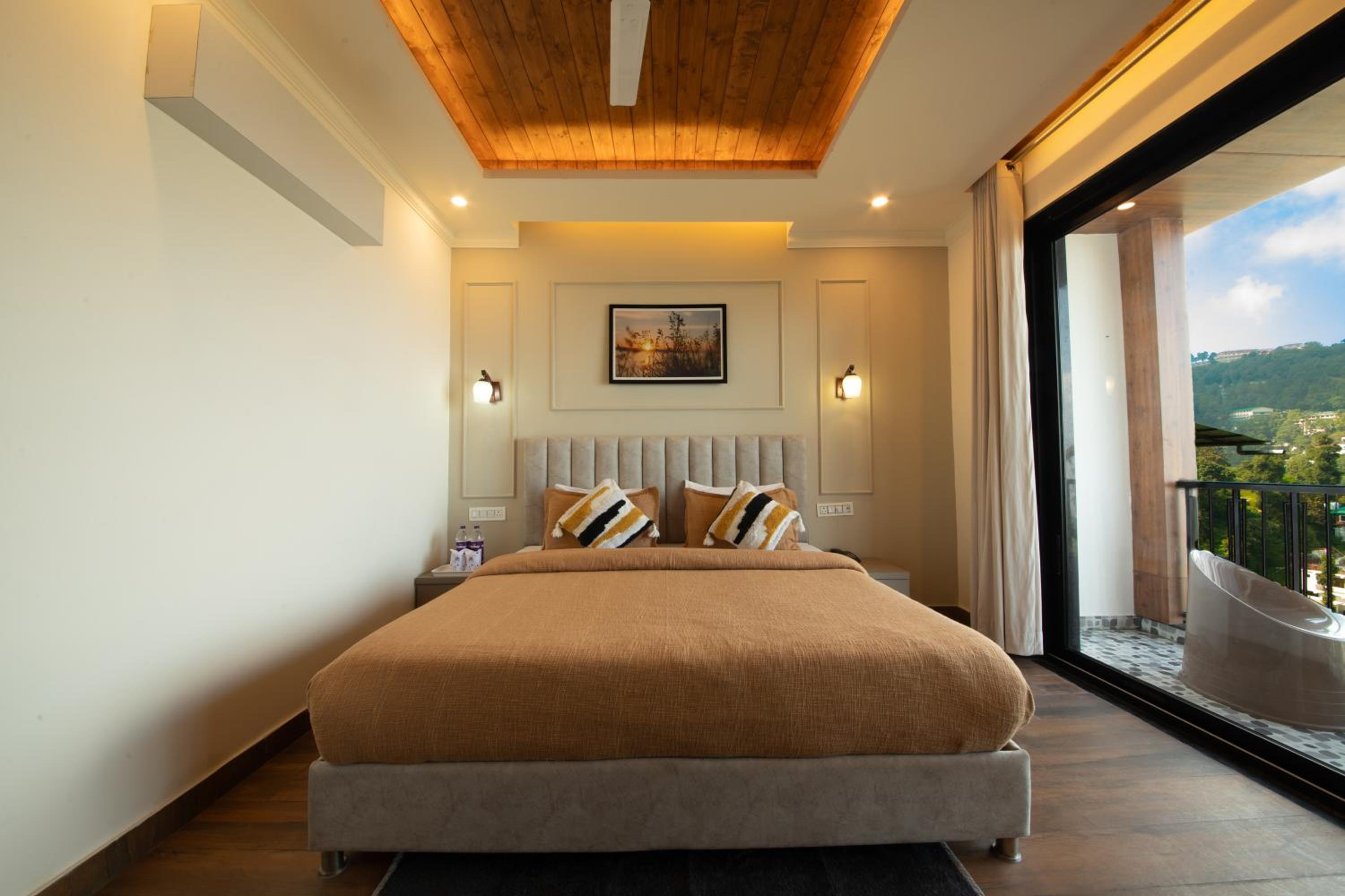Junior Suite with Balcony Junior Suite with Balcony