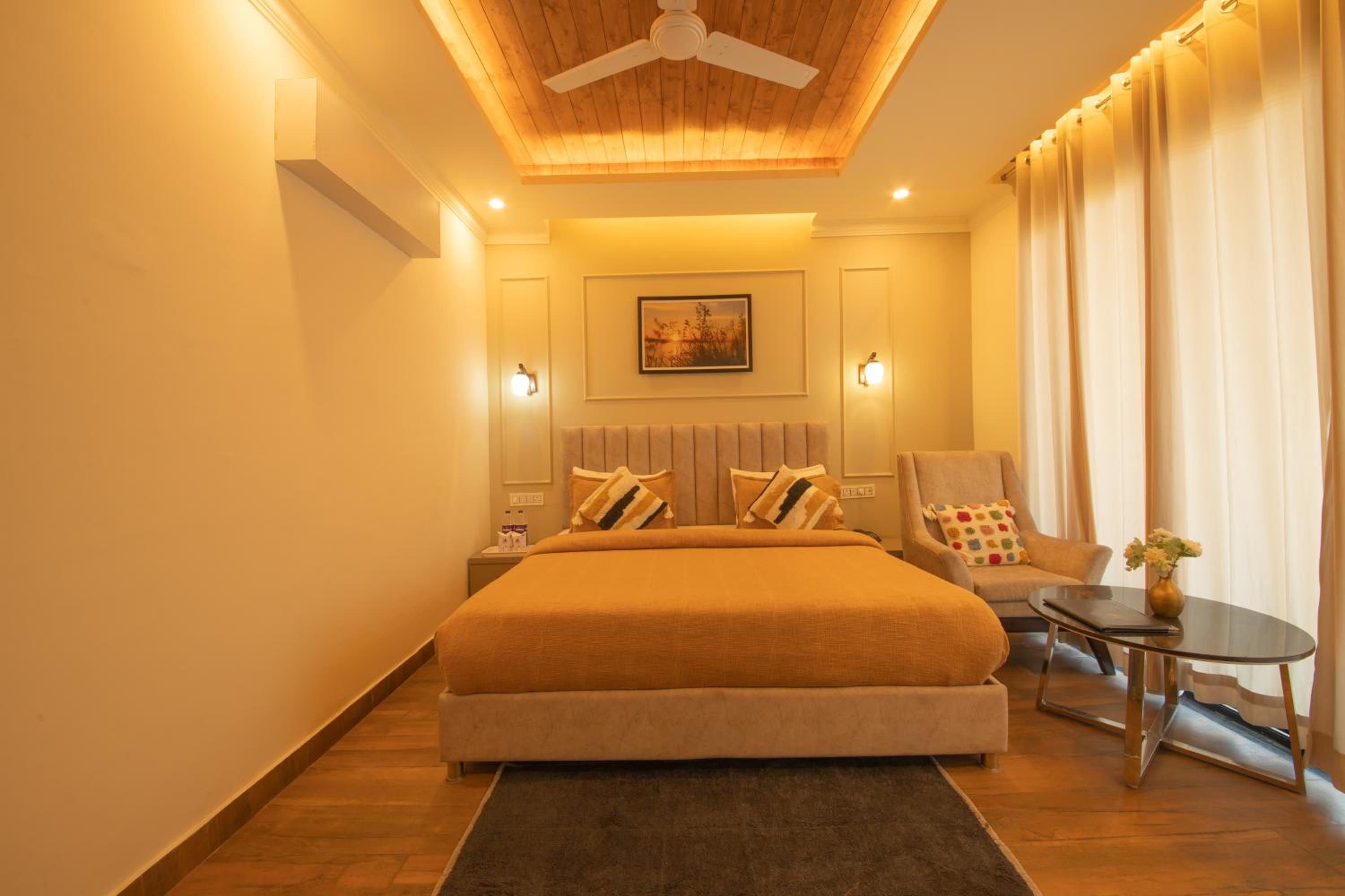 King Room with Mountain View