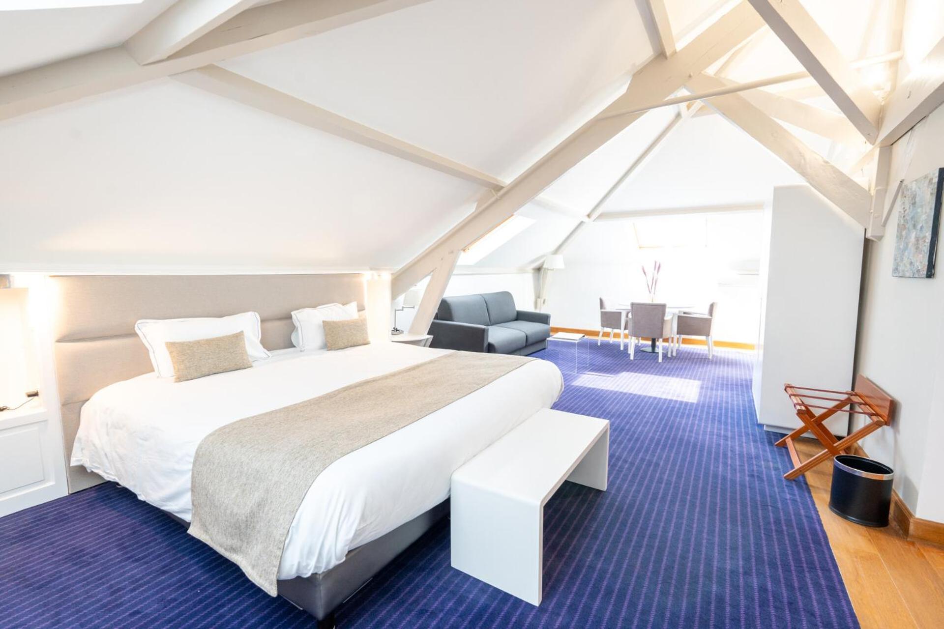 Deluxe Double Room - Photo 5