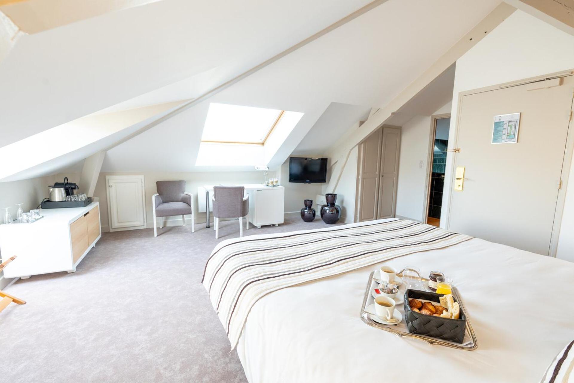 Deluxe Double Room - Photo 2