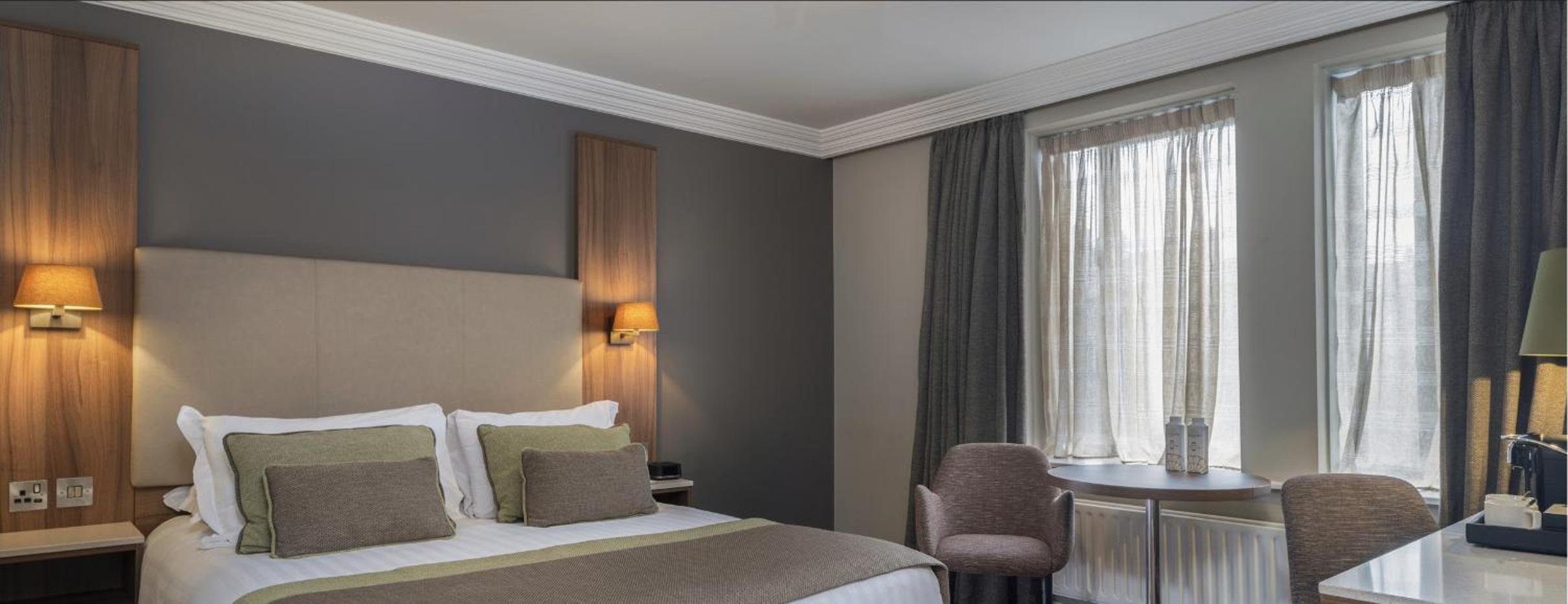 Double Room - Photo 6