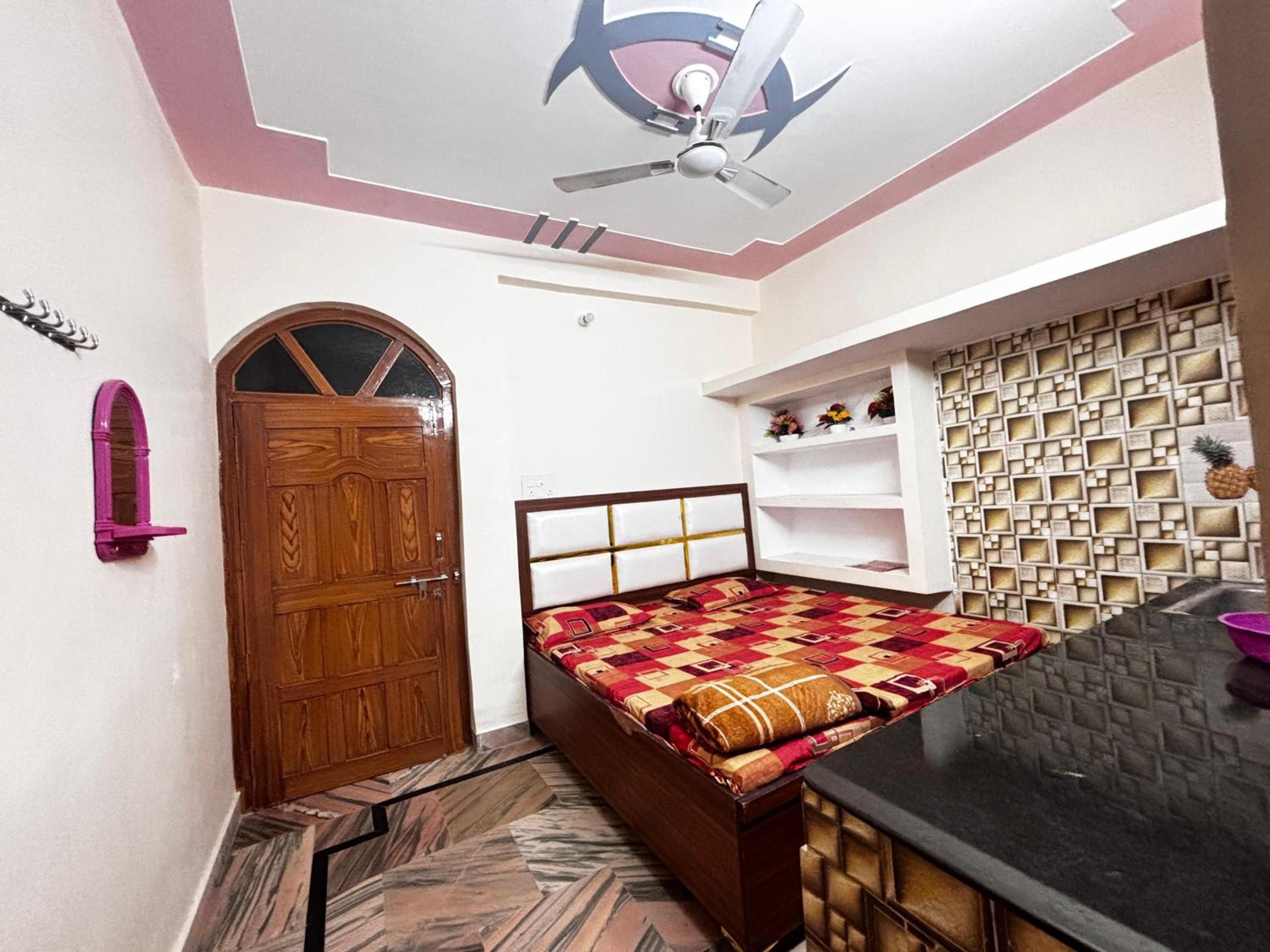 Double Or Twin Room With Private Bathroom photo 1