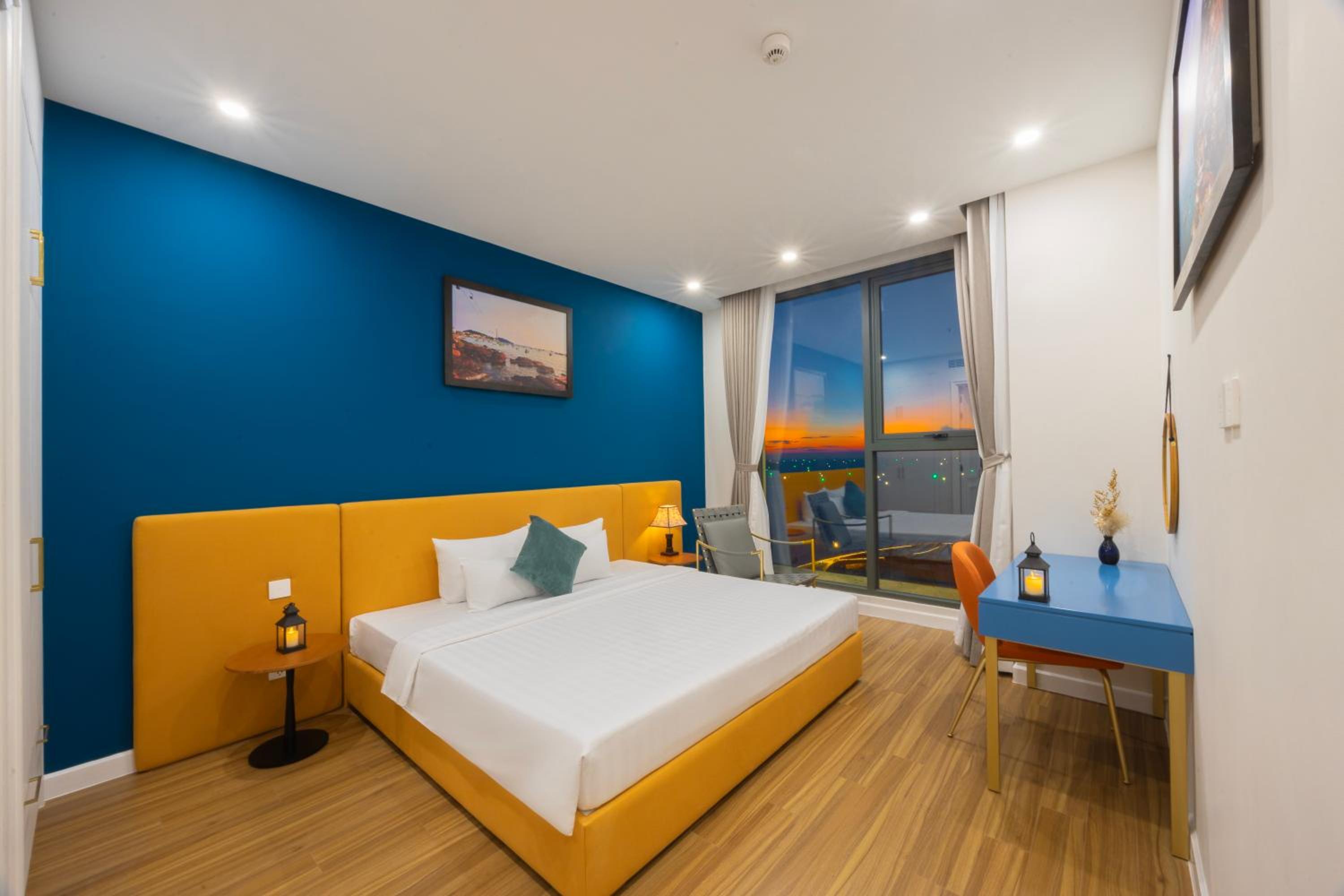 One-Bedroom Apartment - Oceanfront