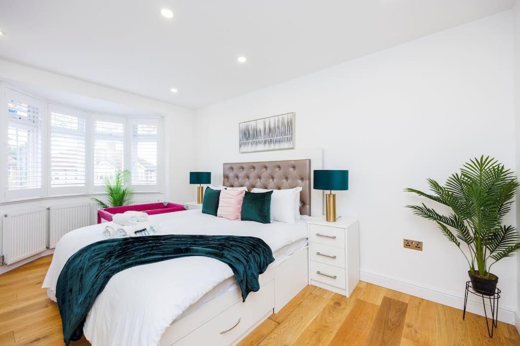Four-Bedroom Holiday Home photo 3