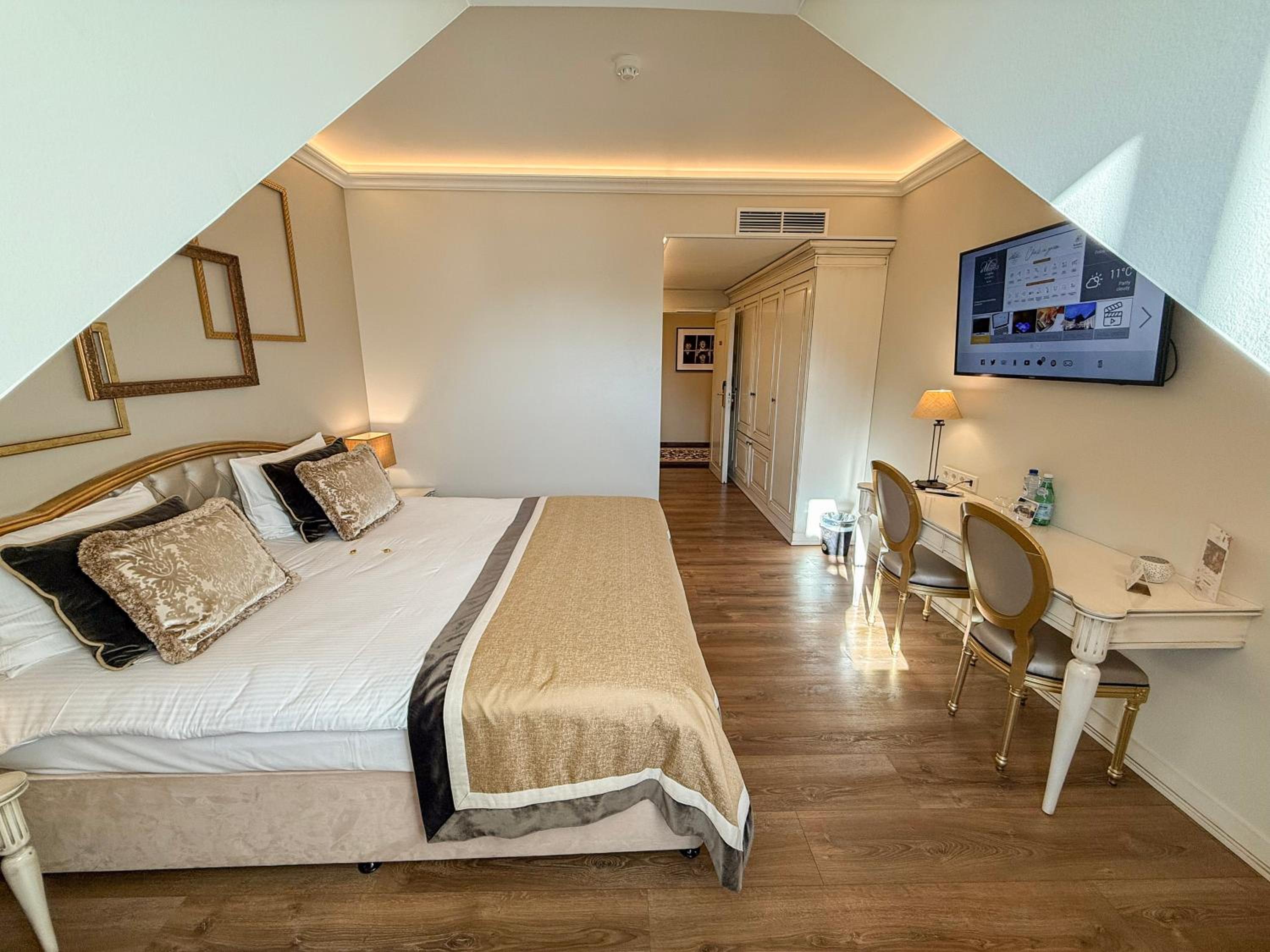 Superior Double Room - Photo 5