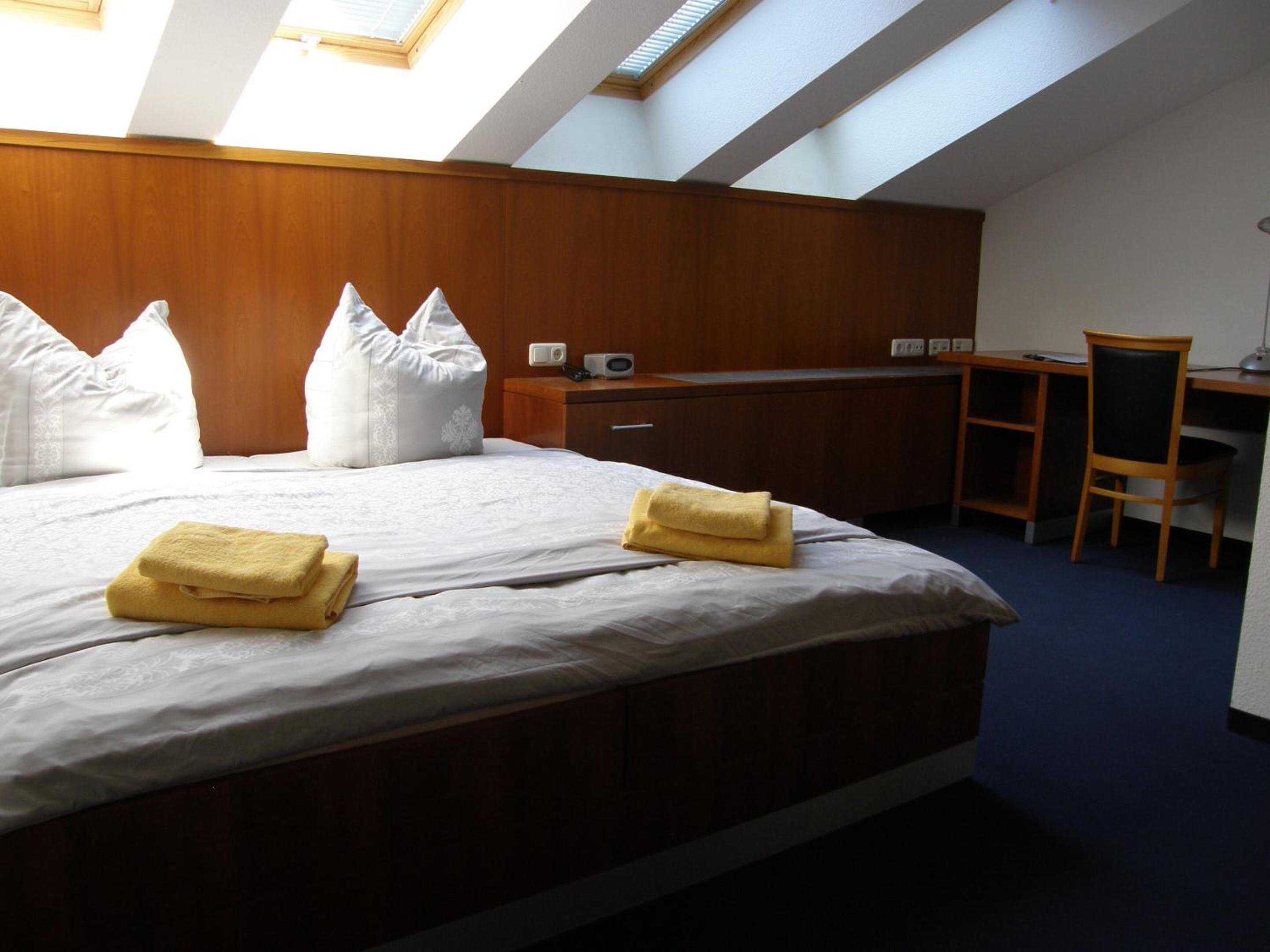 Standard Double Room photo 3