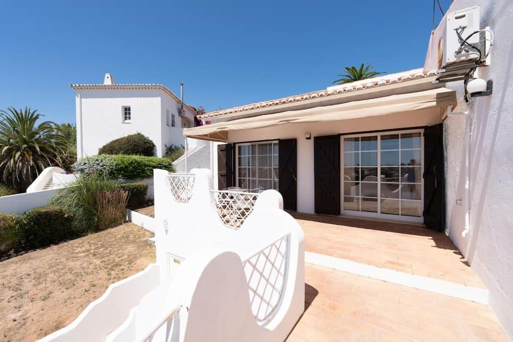 Villa photo 3