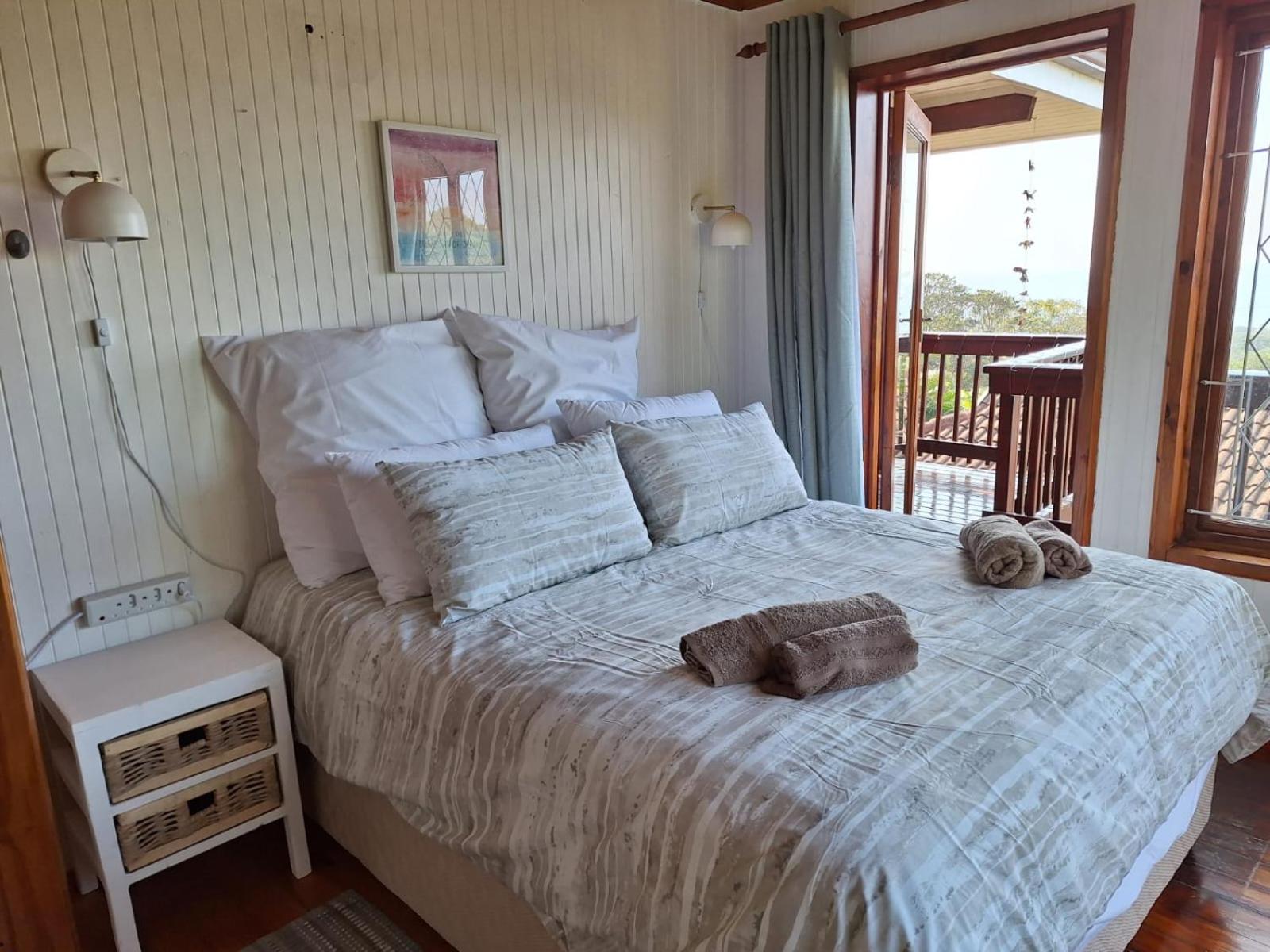 Two-Bedroom House photo 3