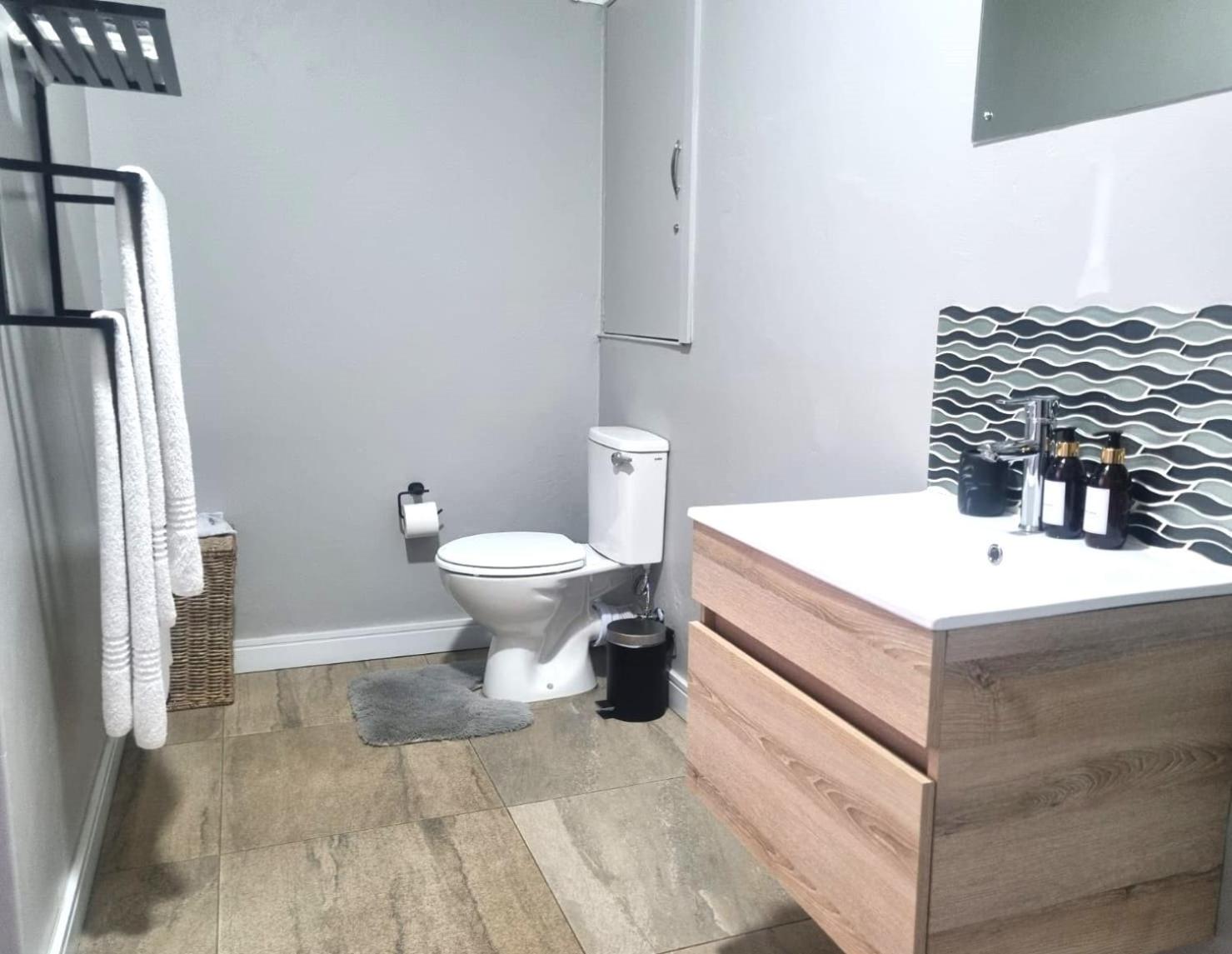Superior King or Twin Room photo 2