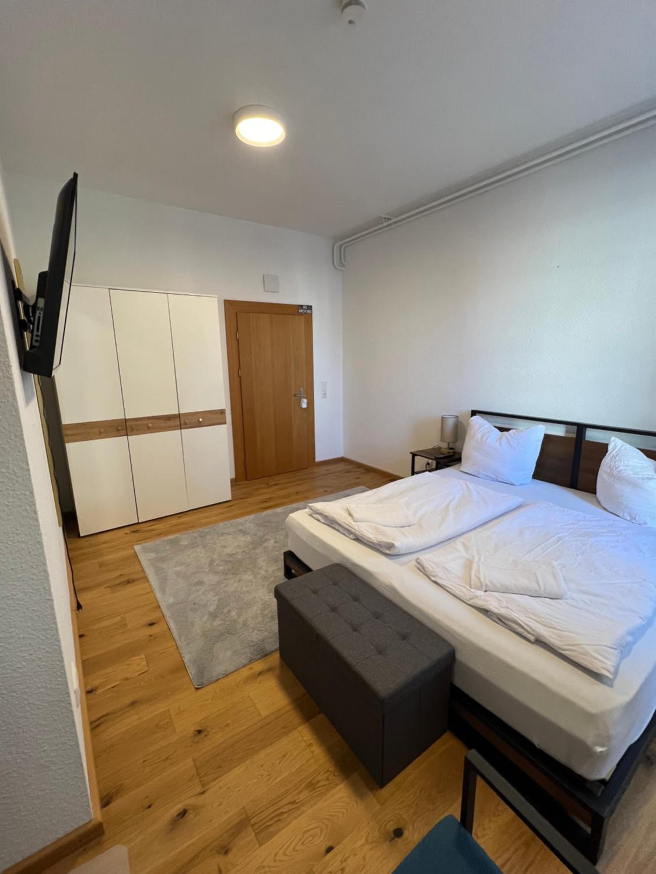 Double Room with Shared Bathroom photo 1