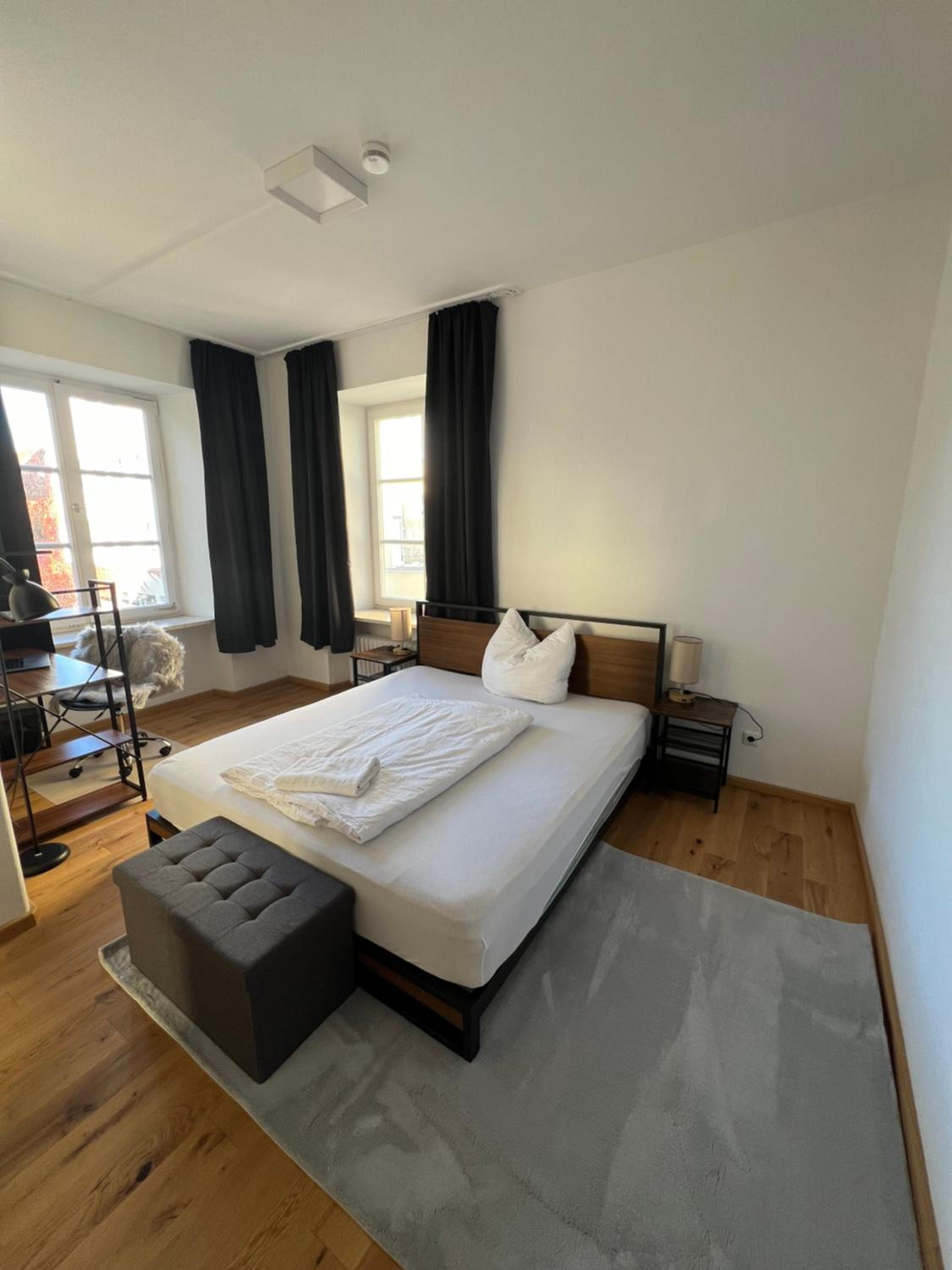 Double Room with Shared Bathroom photo 1