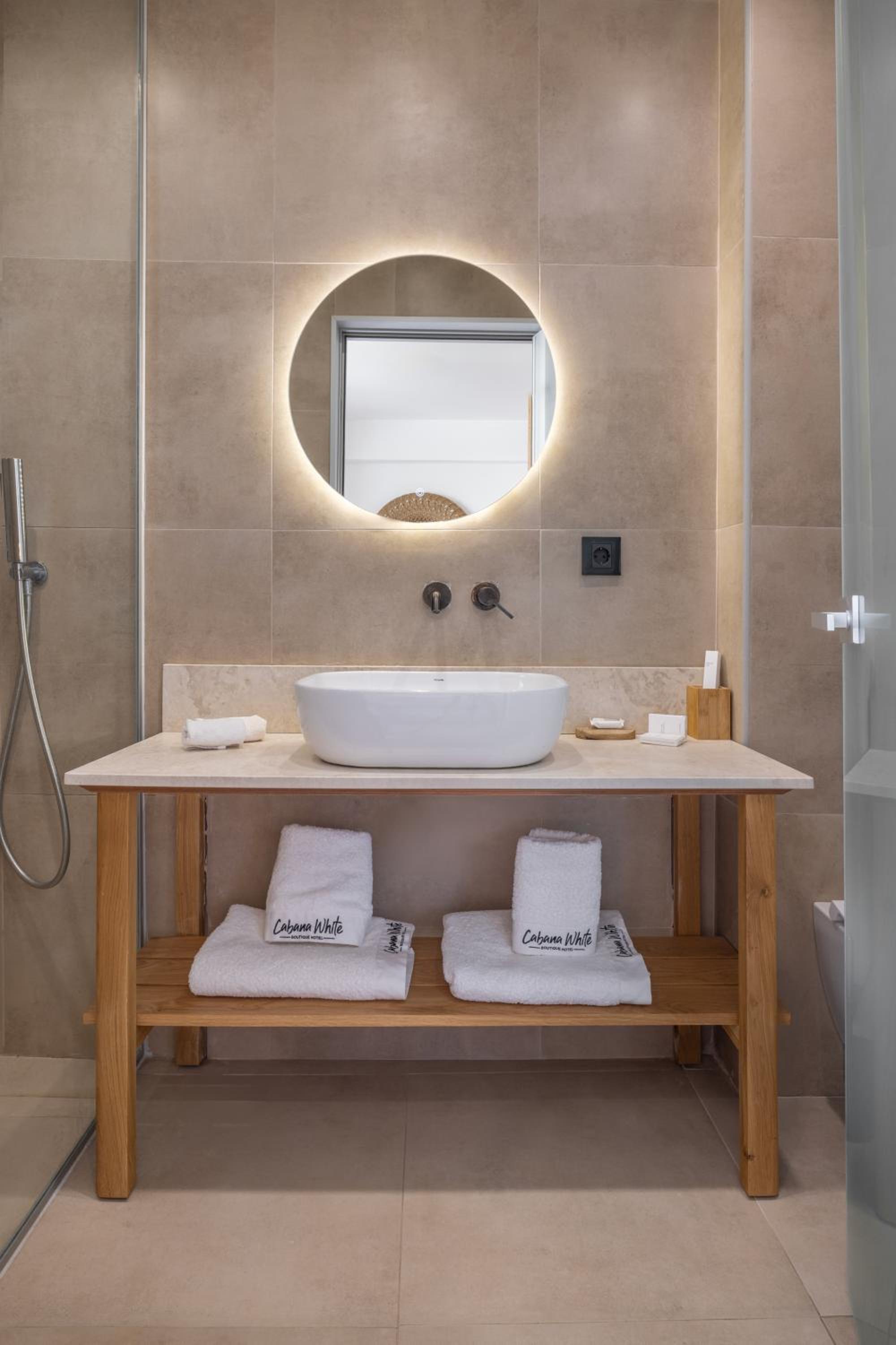 Deluxe Double Room with Heated Outdoor Jacuzzi