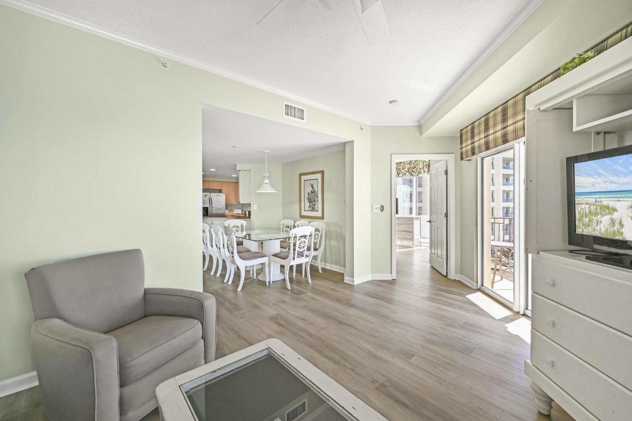 Three-Bedroom Vacation Home  photo 1