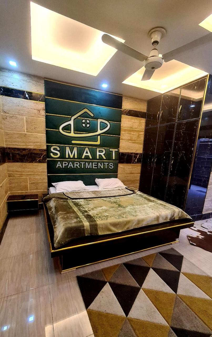 One-Bedroom Deluxe Apartment