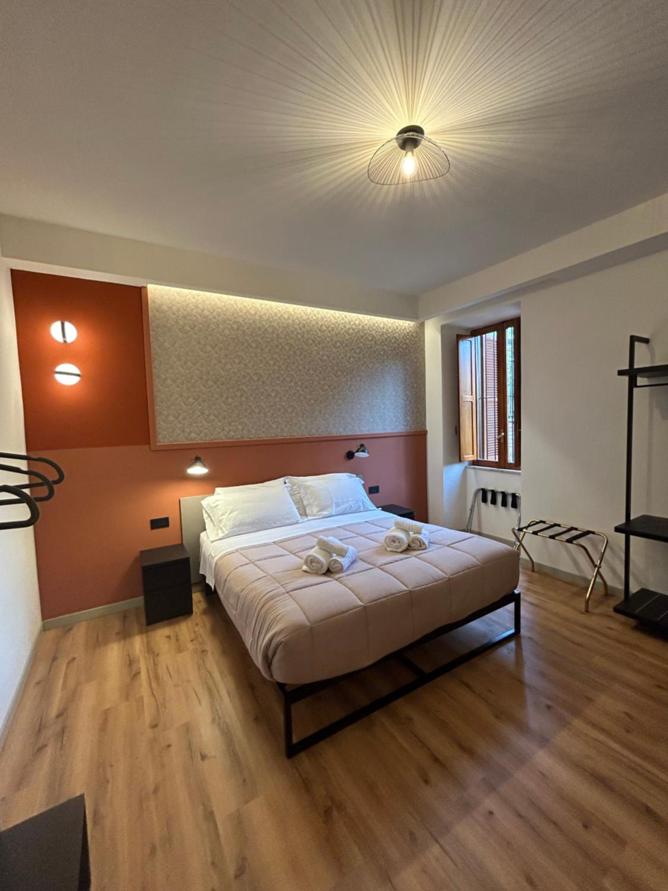 Queen Room photo 1