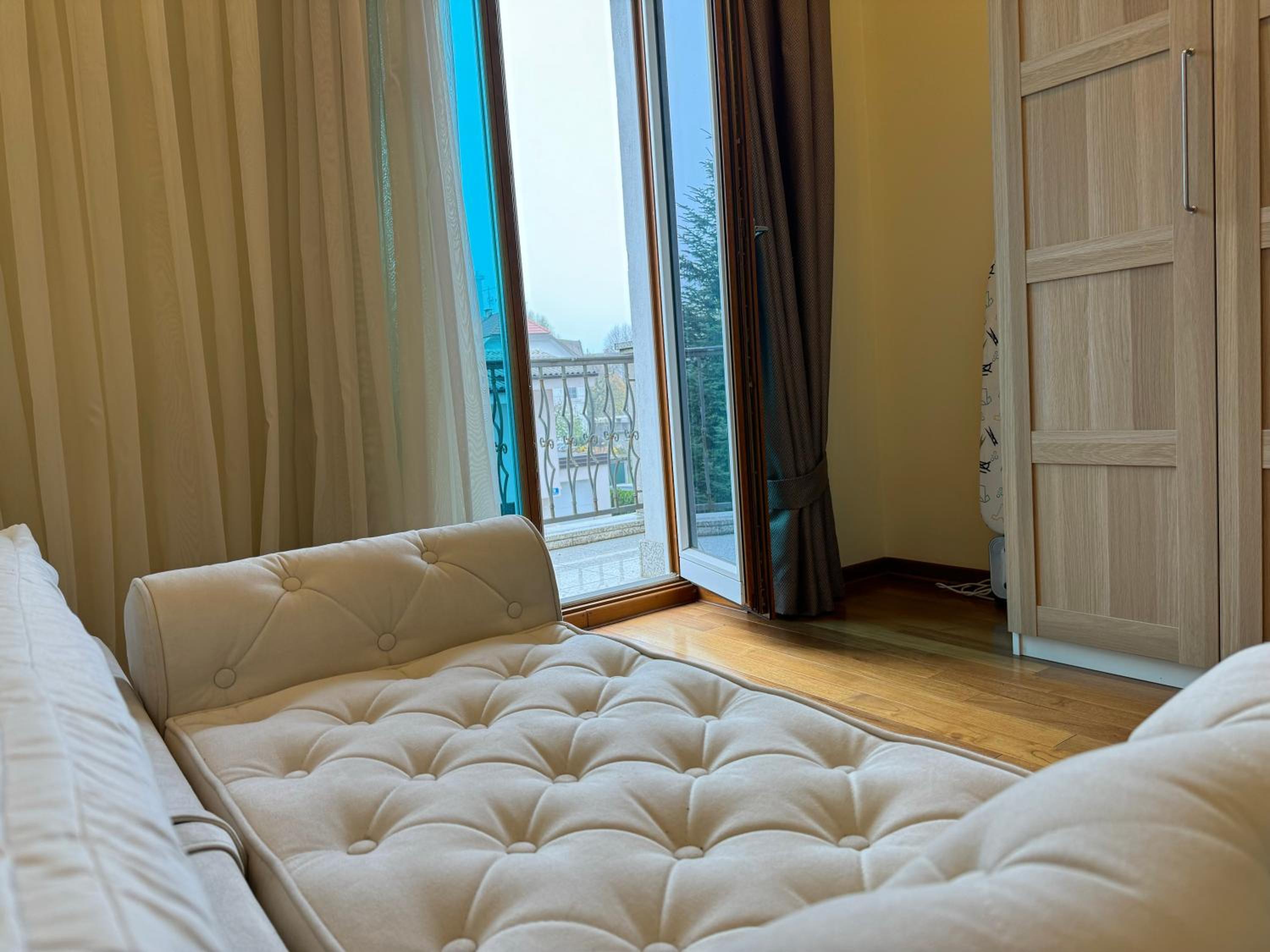 Two-Bedroom Apartment with Balcony photo 1