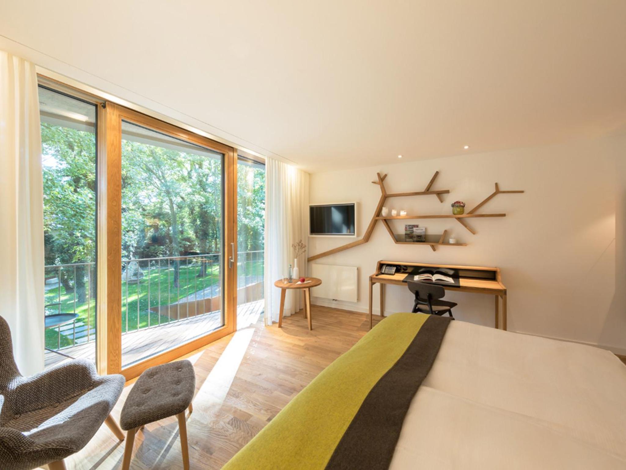 Double Room with Park View - Photo 6