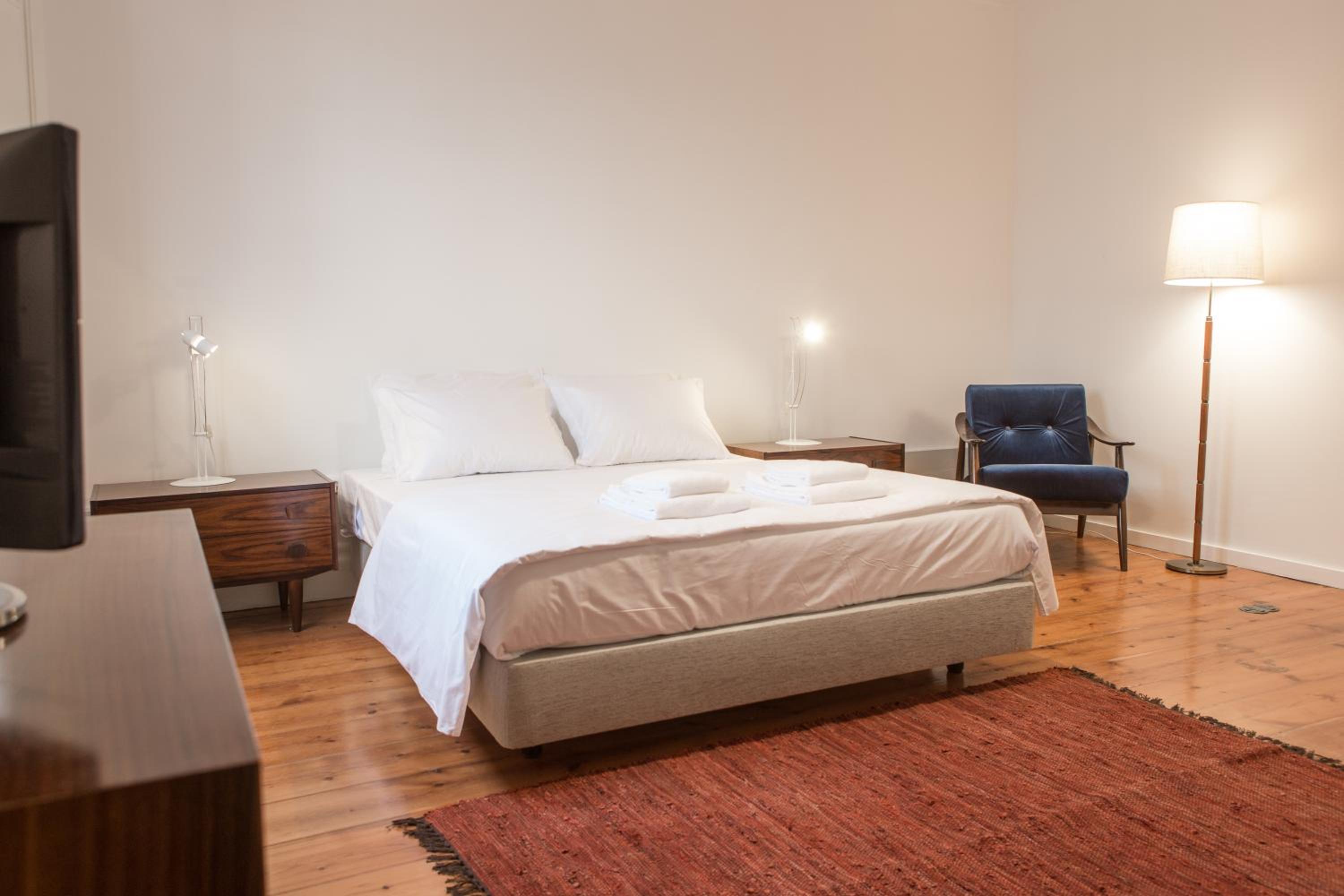 Double Room - Photo 3