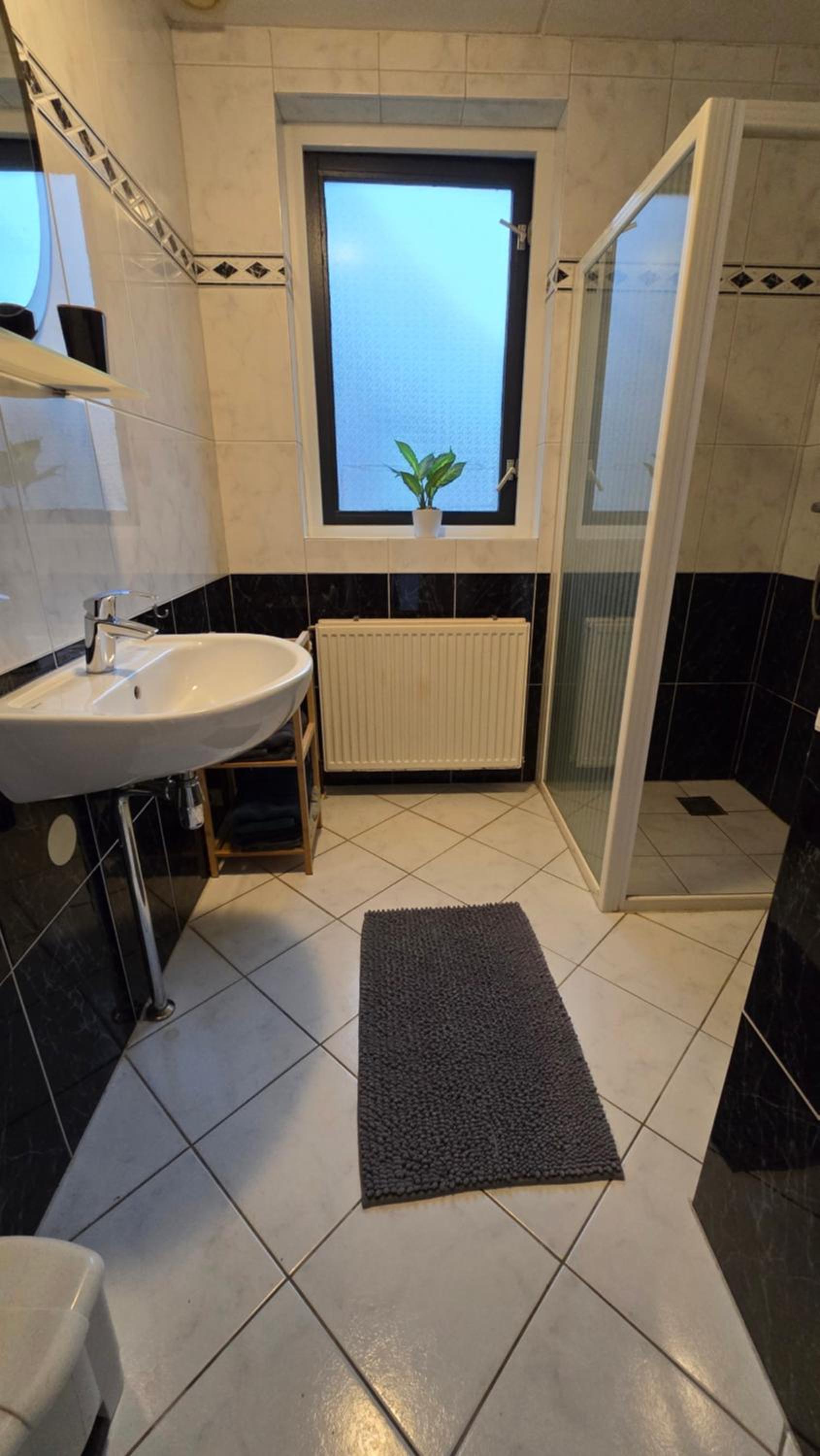 Three-Bedroom House photo 2