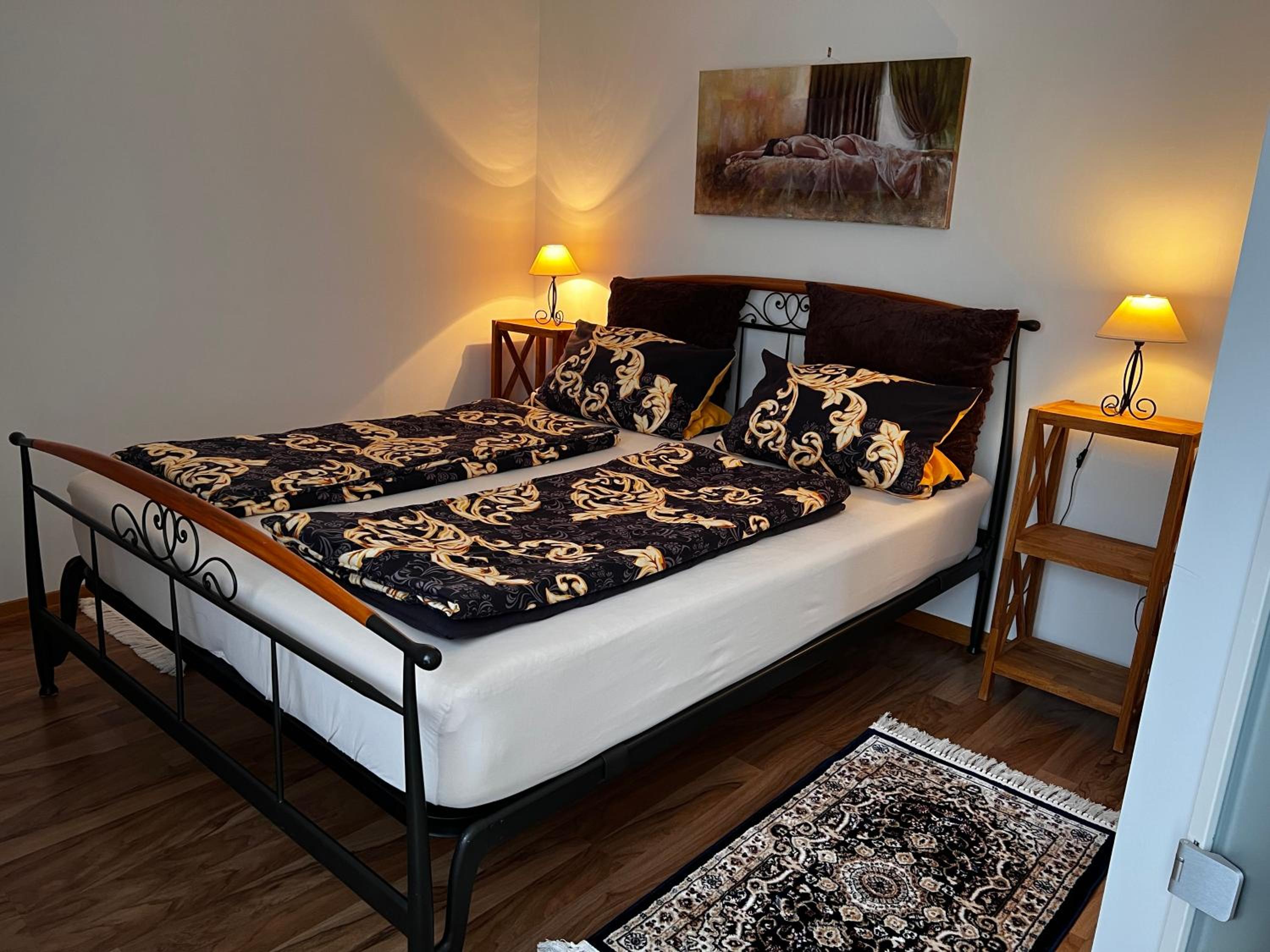 Double Room with Balcony - Photo 1