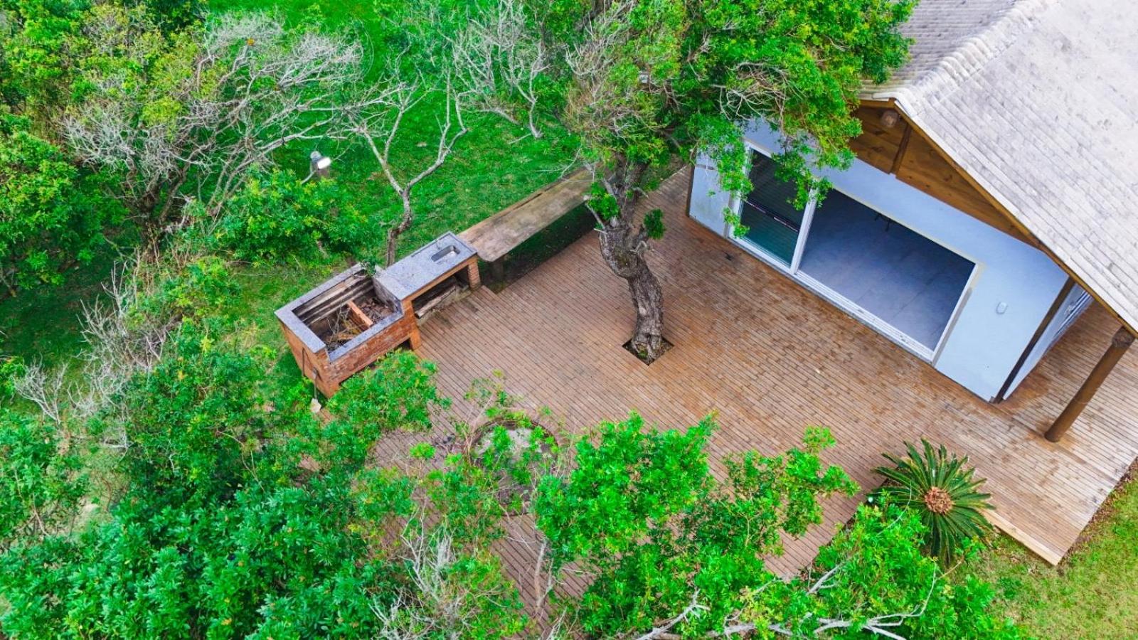 One-Bedroom House photo 1