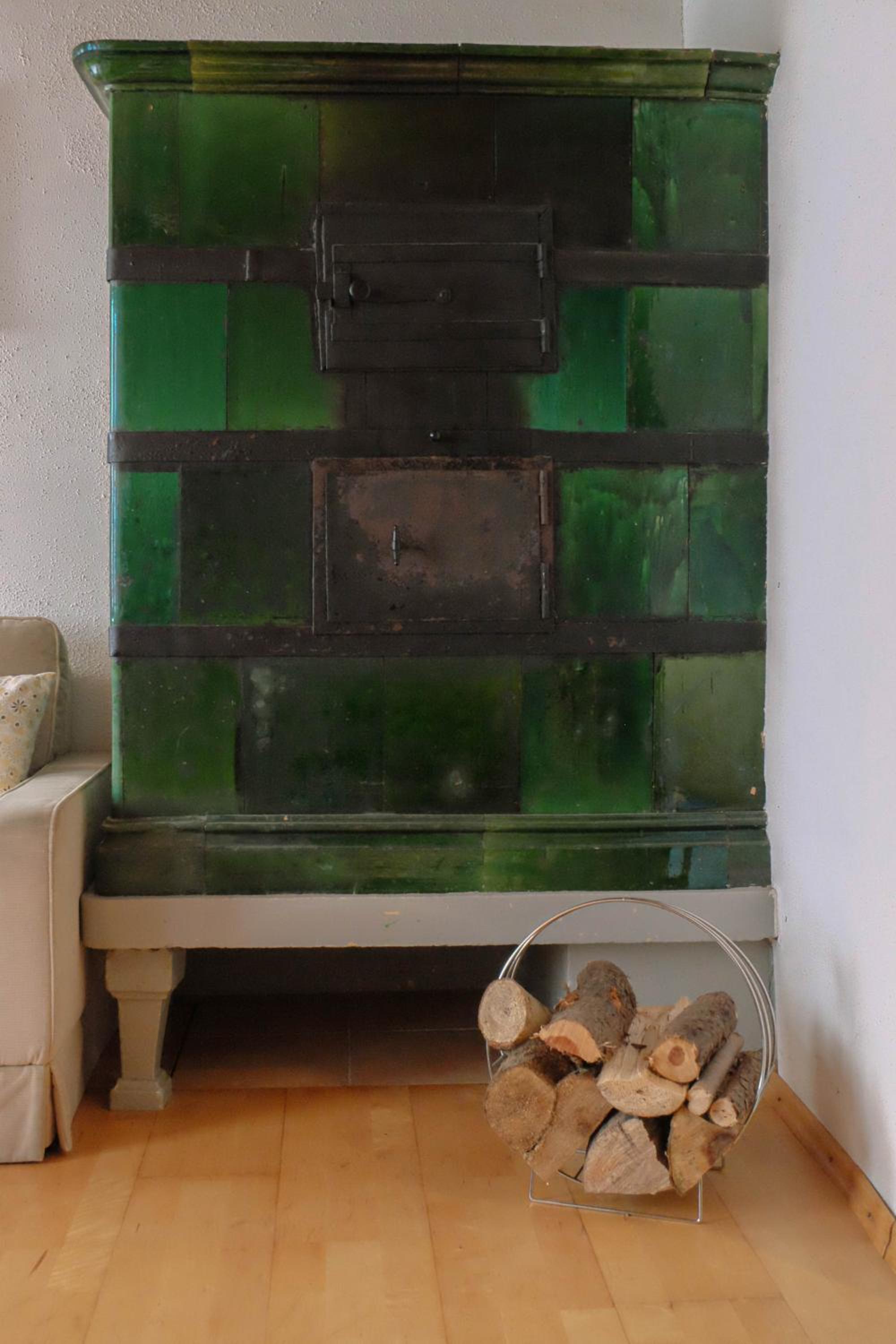 Three-Bedroom Apartment with Terrace - Photo 15