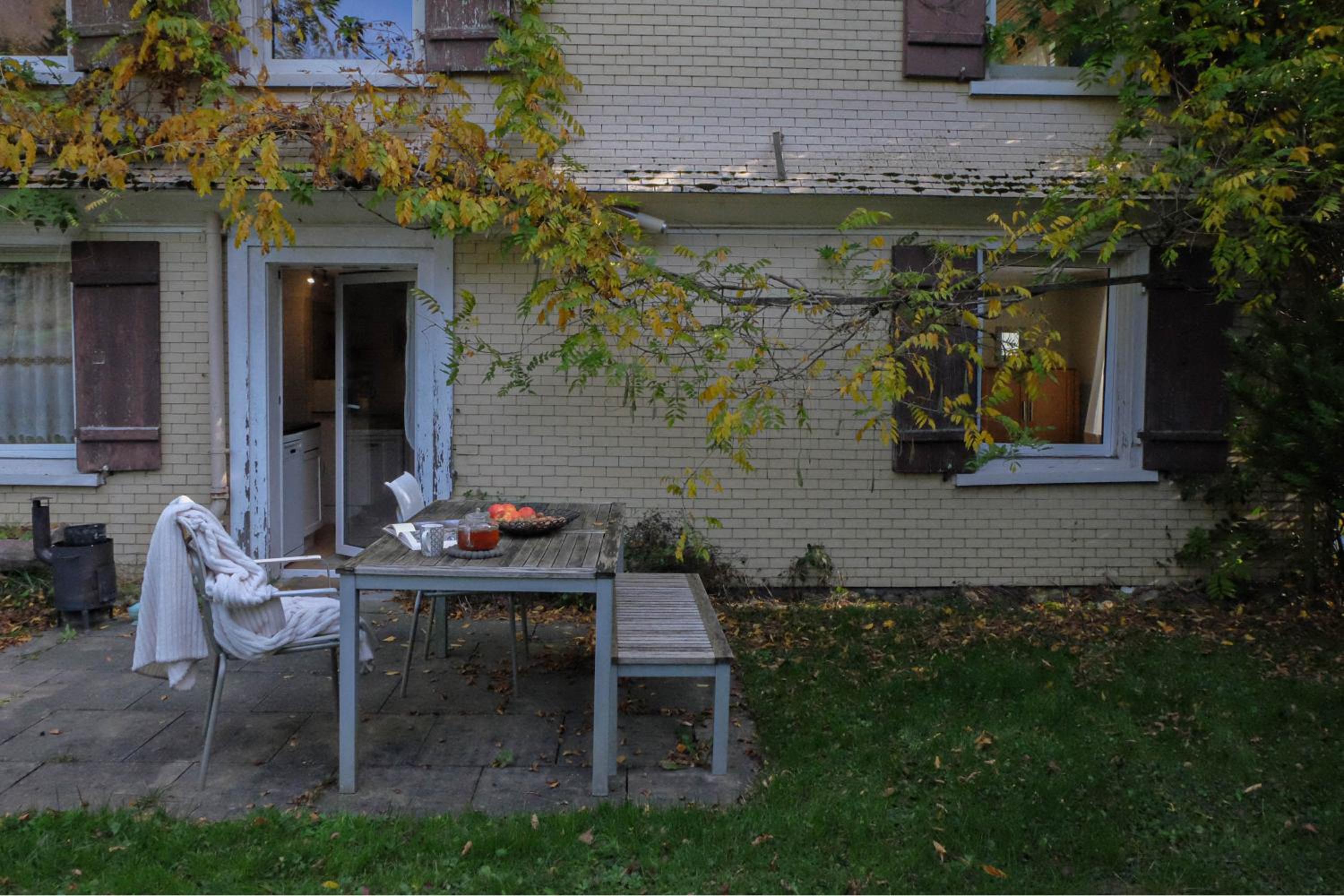 Three-Bedroom Apartment with Terrace - Photo 25