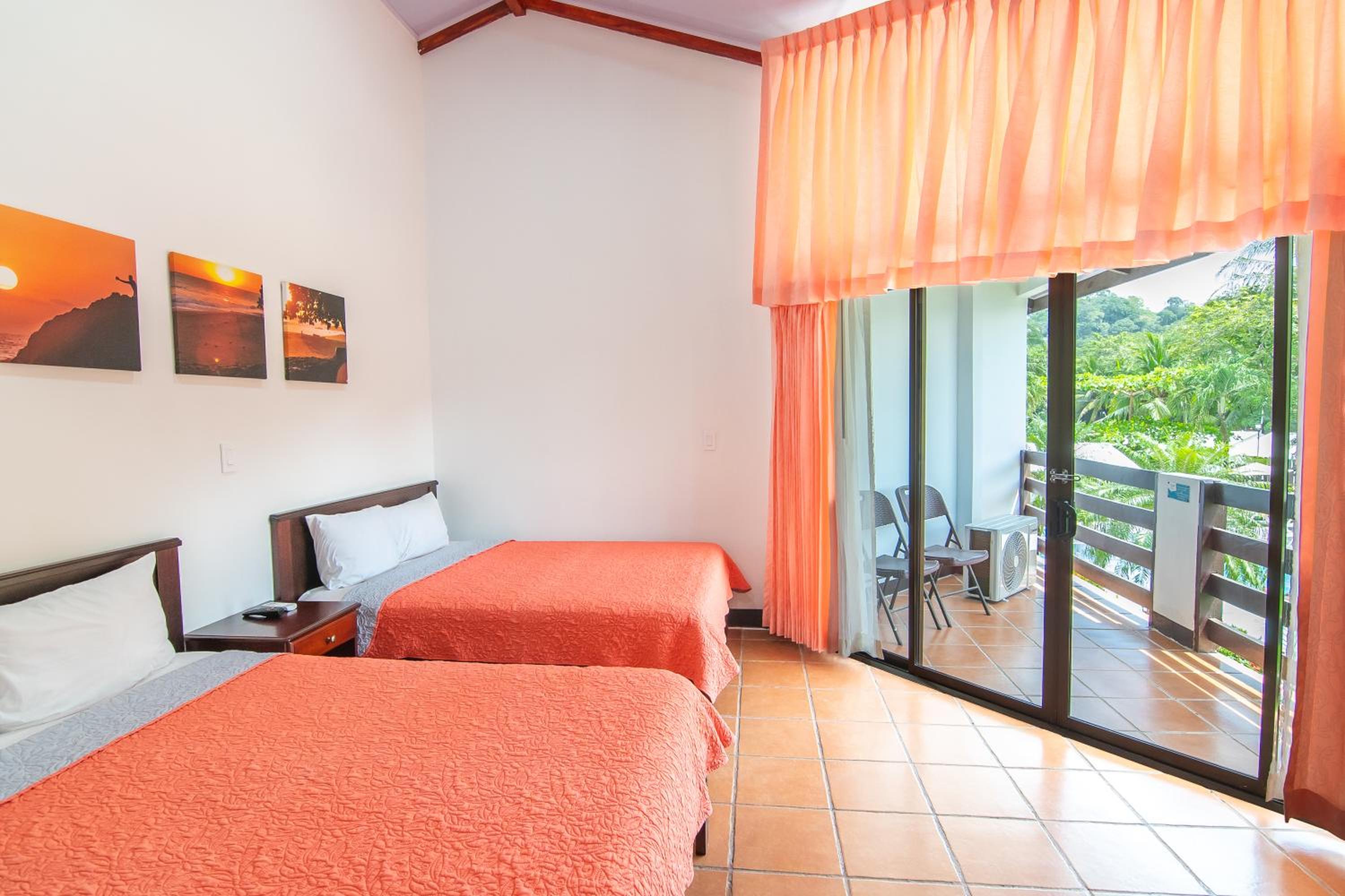 Standard Double Room with Two Double Beds - Photo 1