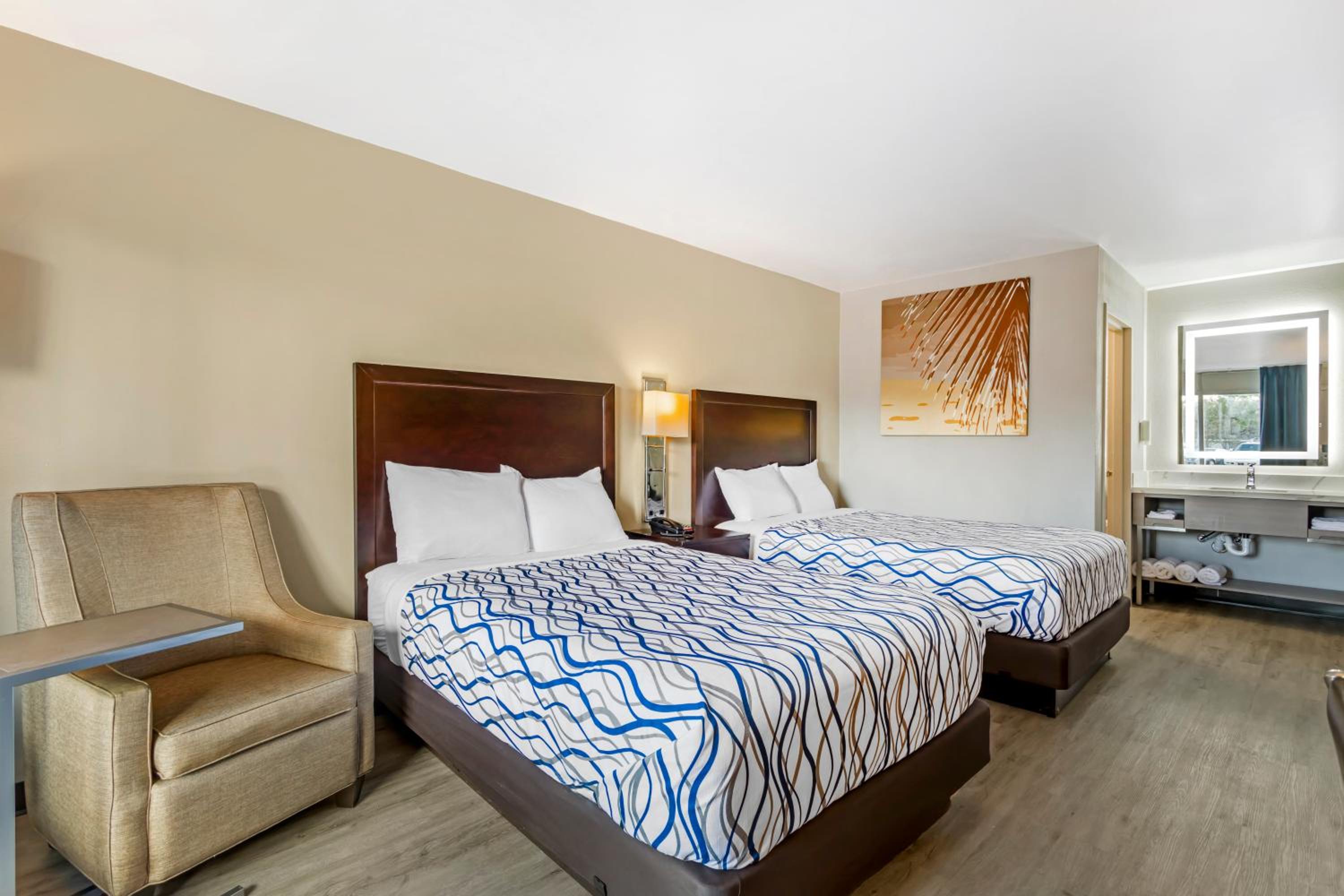 Quadruple Room - Non Smoking