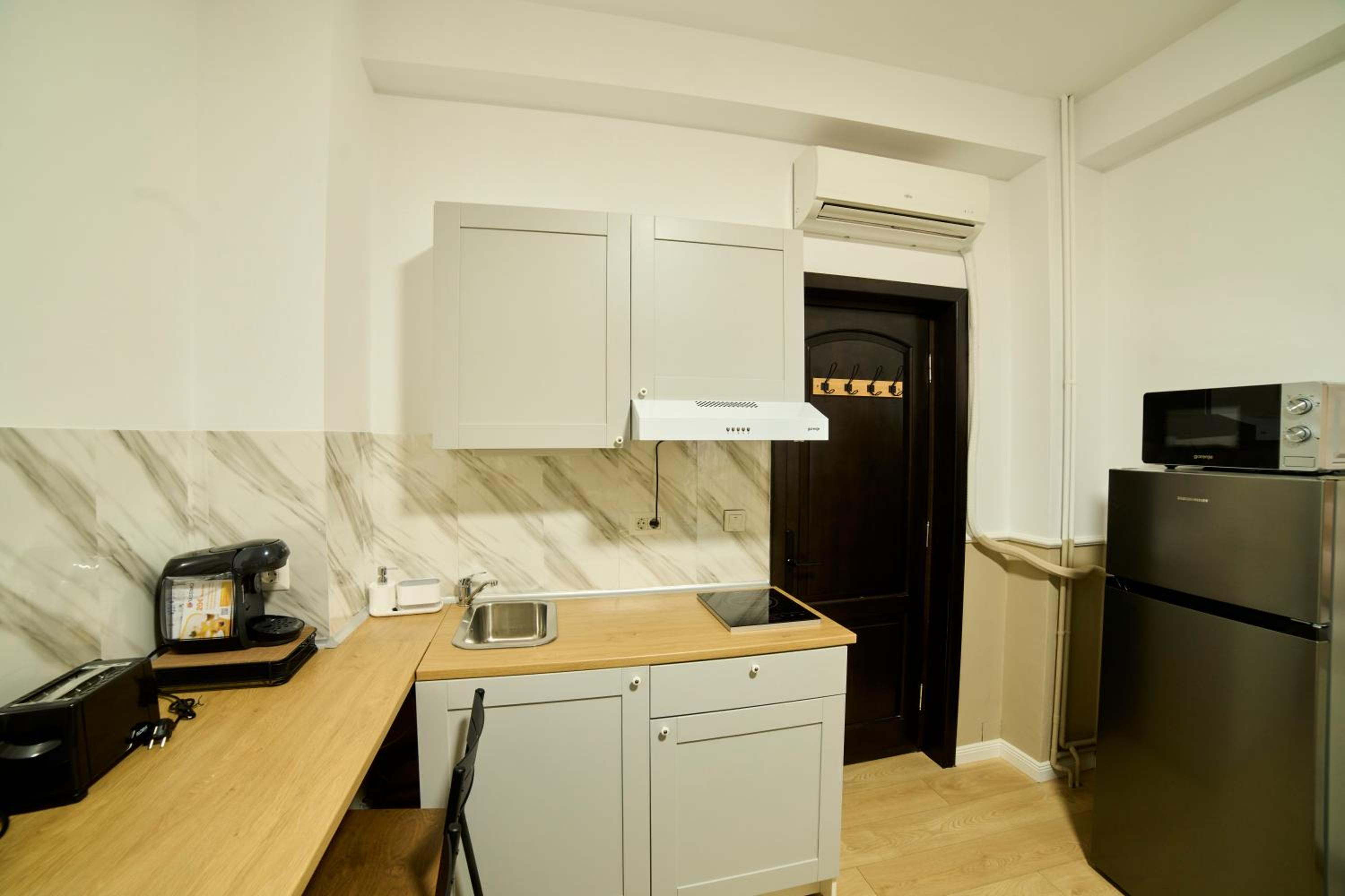 Apartment with Garden View photo 3