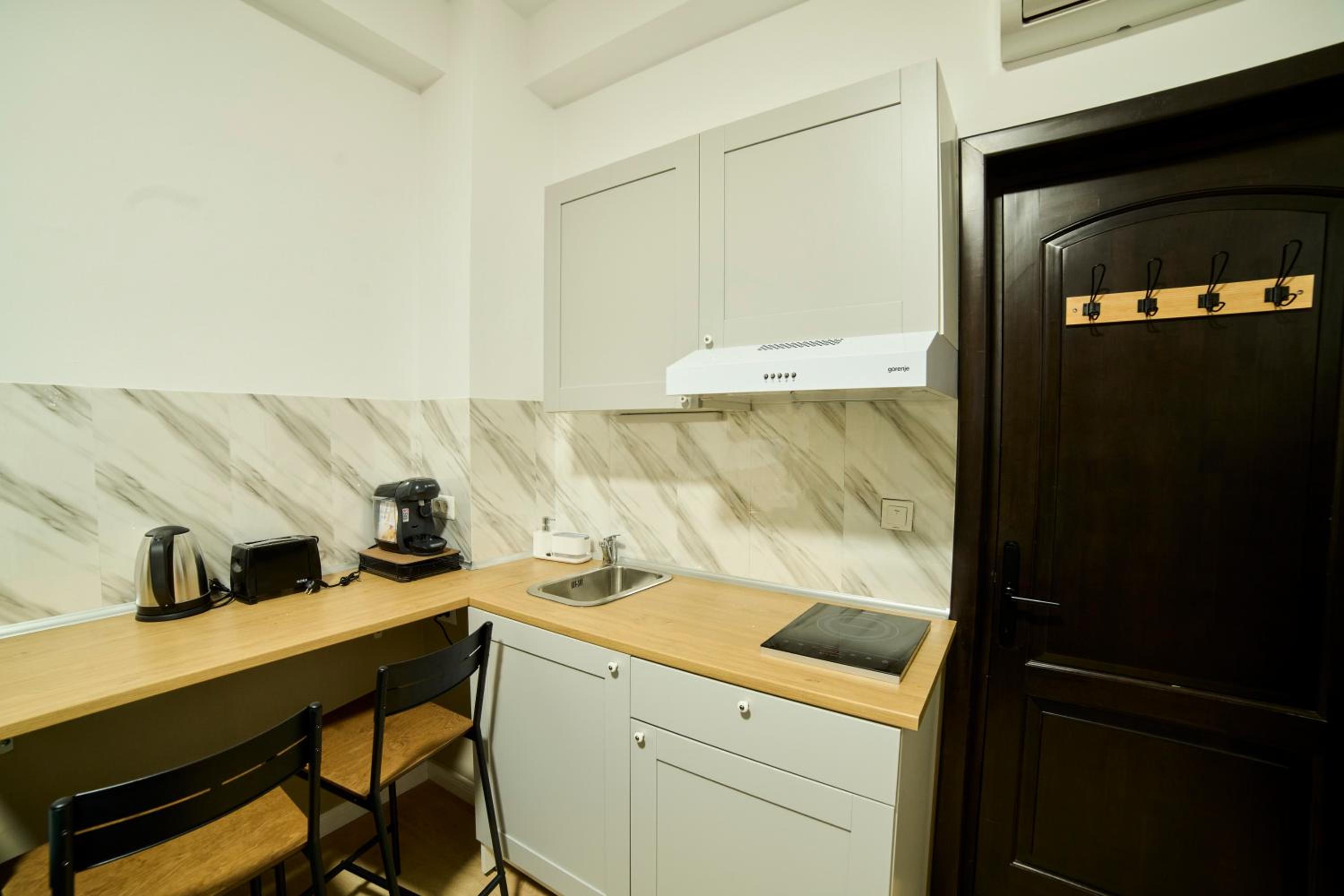 Apartment with Garden View photo 2