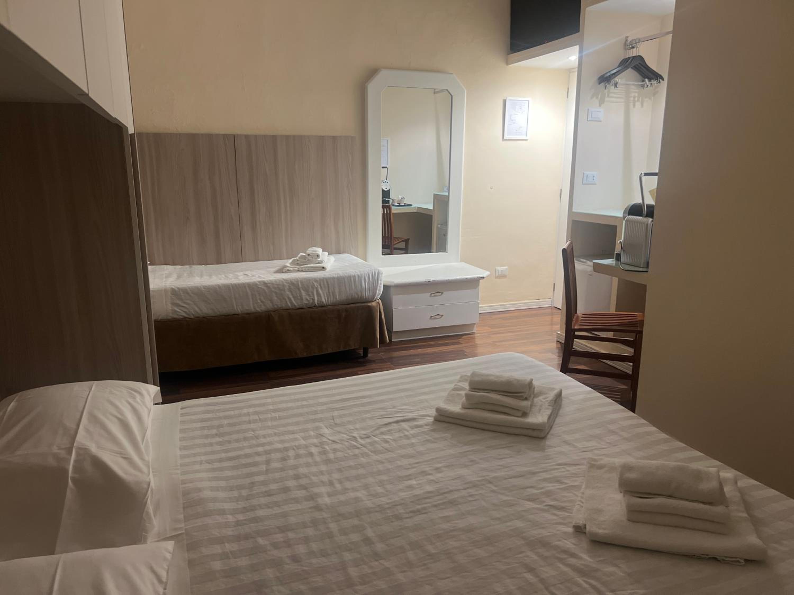 Triple Room photo 2