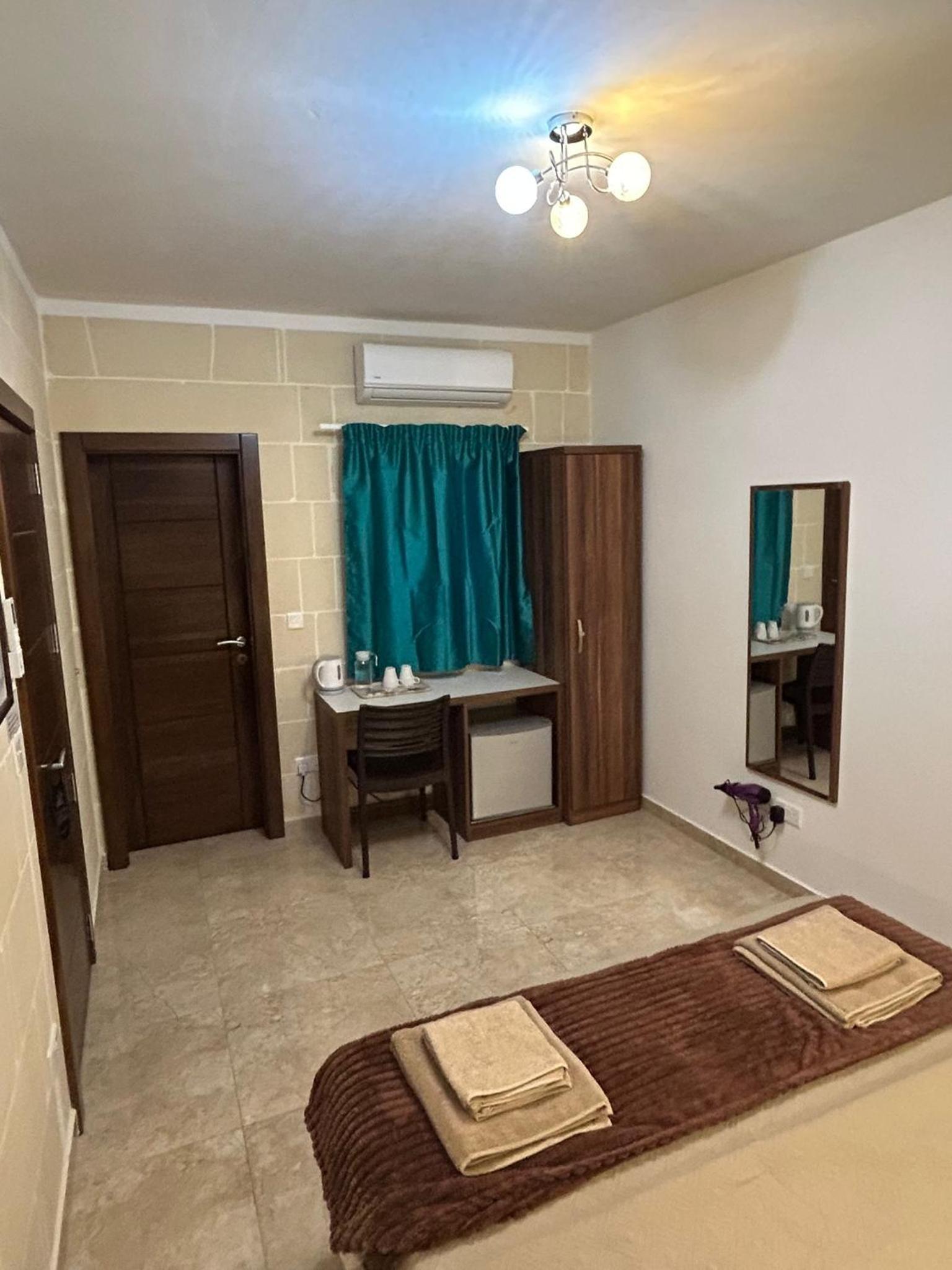 Double Room photo 2