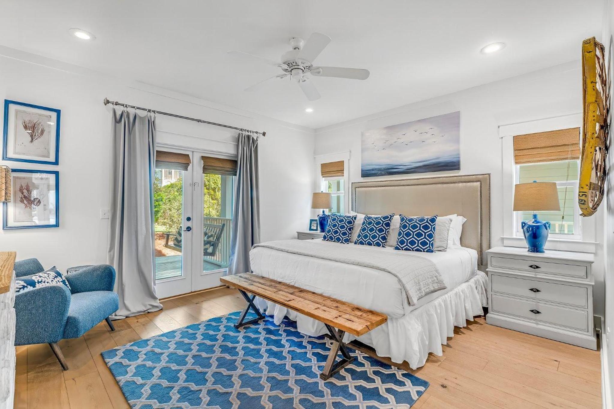 Five-Bedroom House photo 1