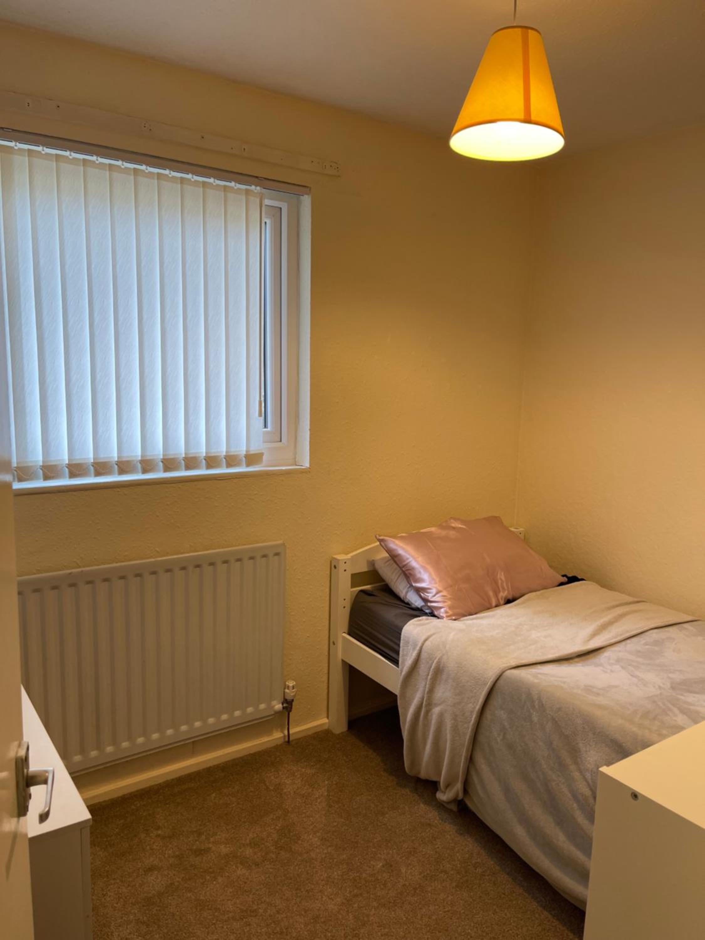 Three-Bedroom House photo 2