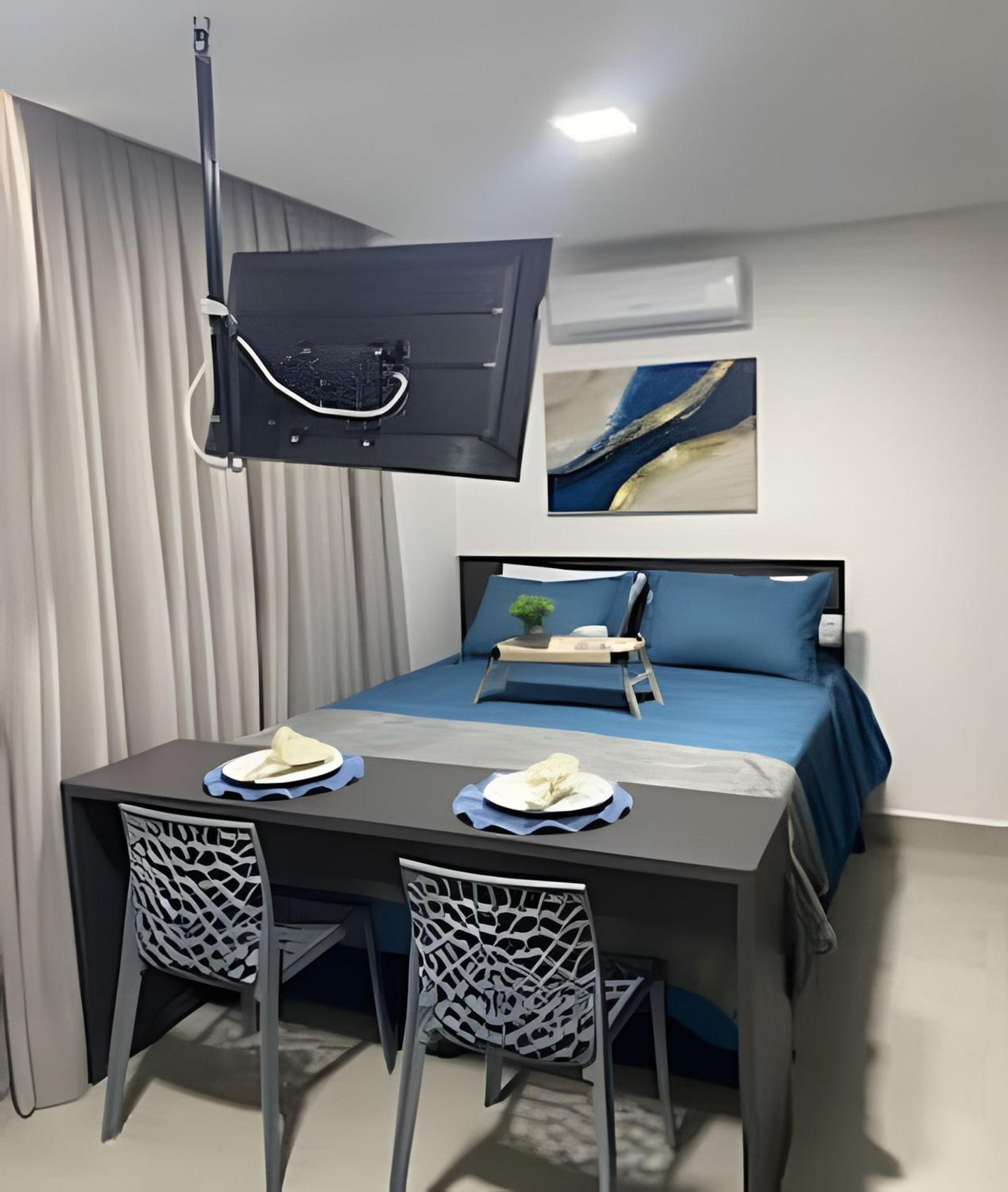 Deluxe One-Bedroom Apartment With Ocean View