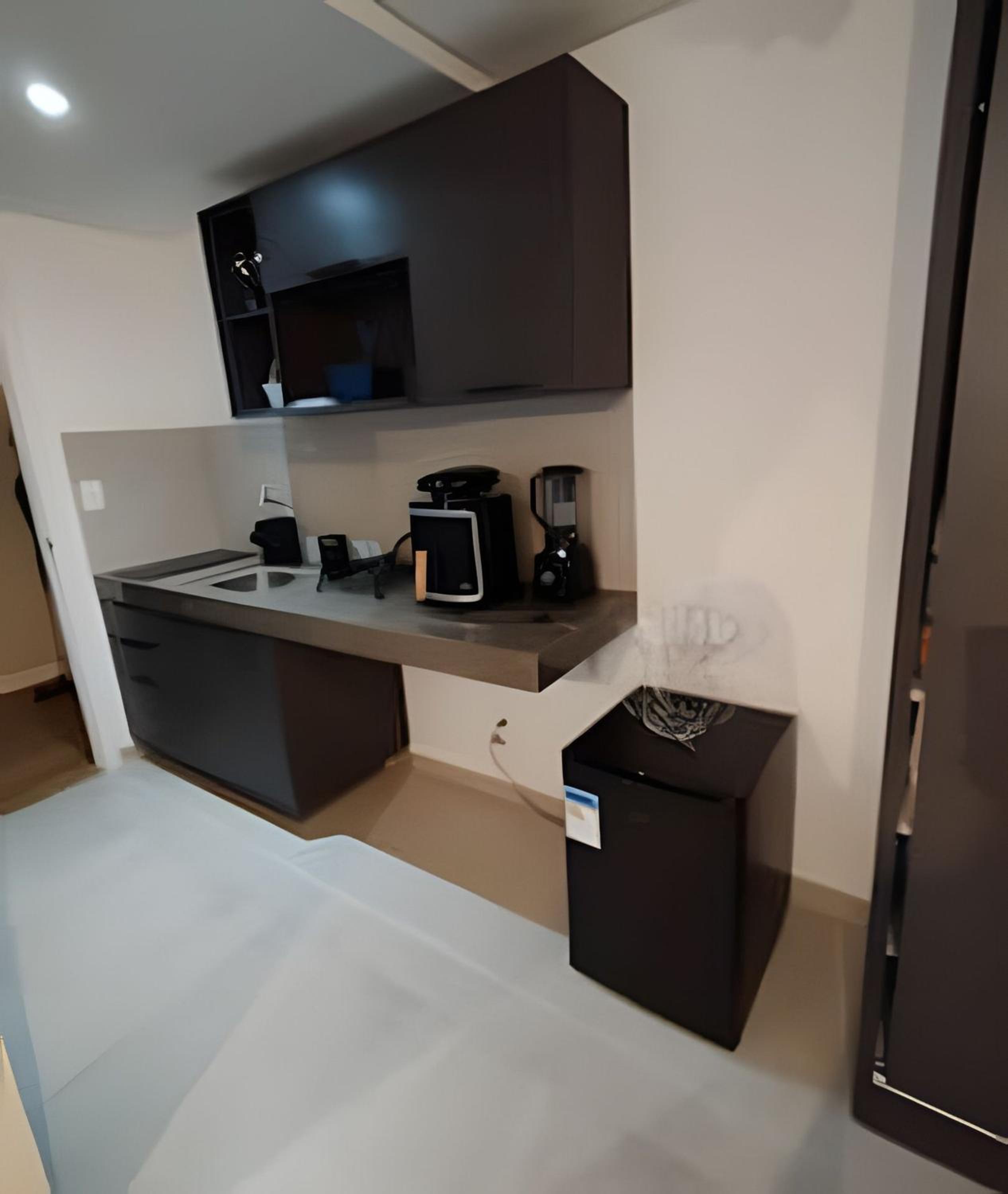 One-Bedroom Apartment with Balcony