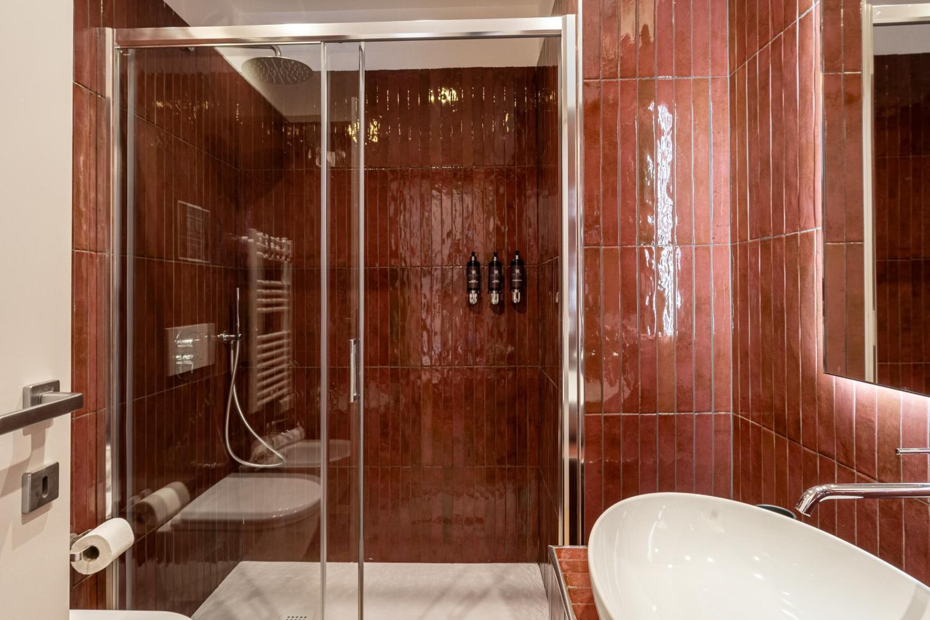 Double Room with Private Bathroom photo 3