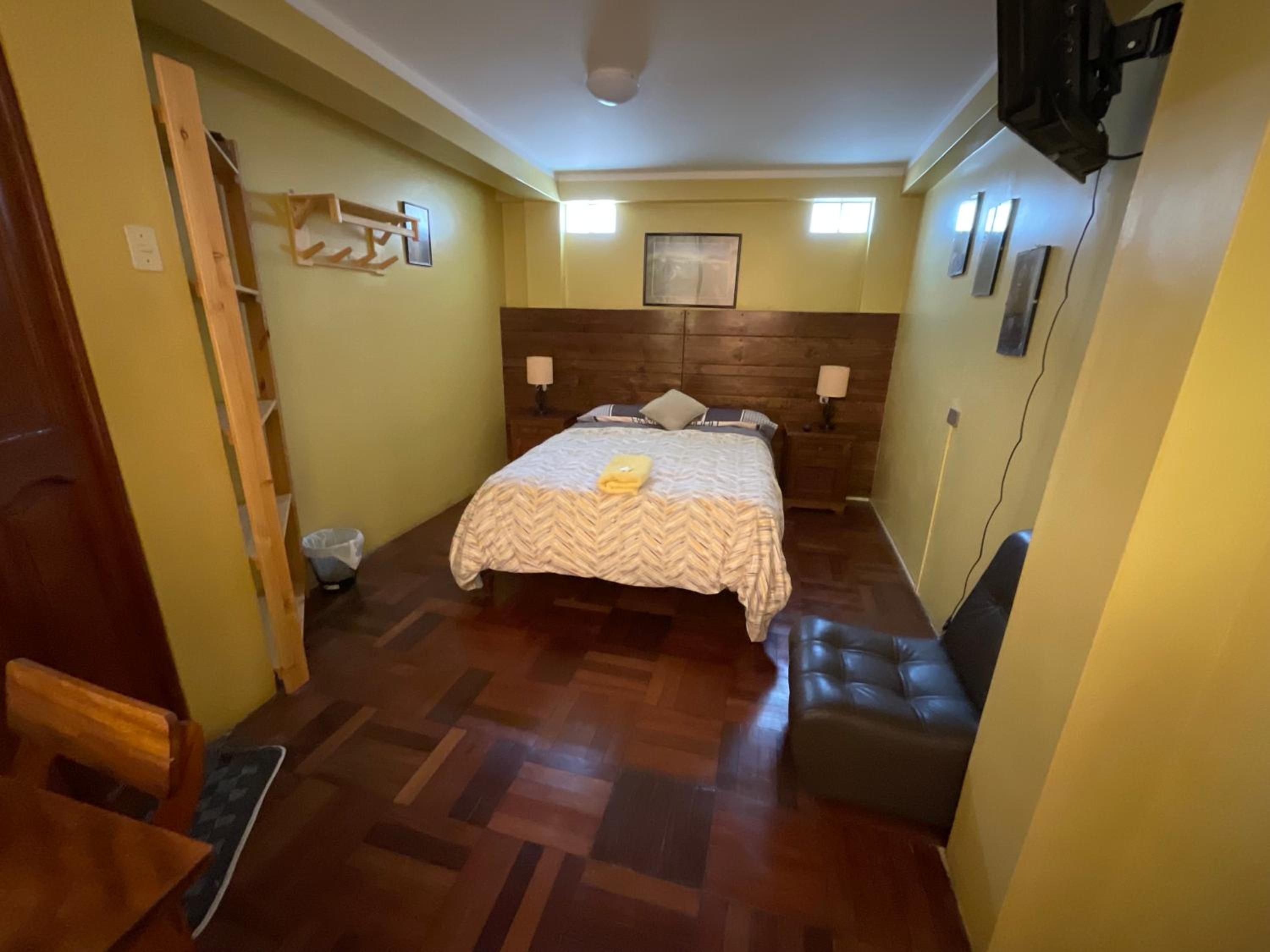 Economy Double Room photo 2