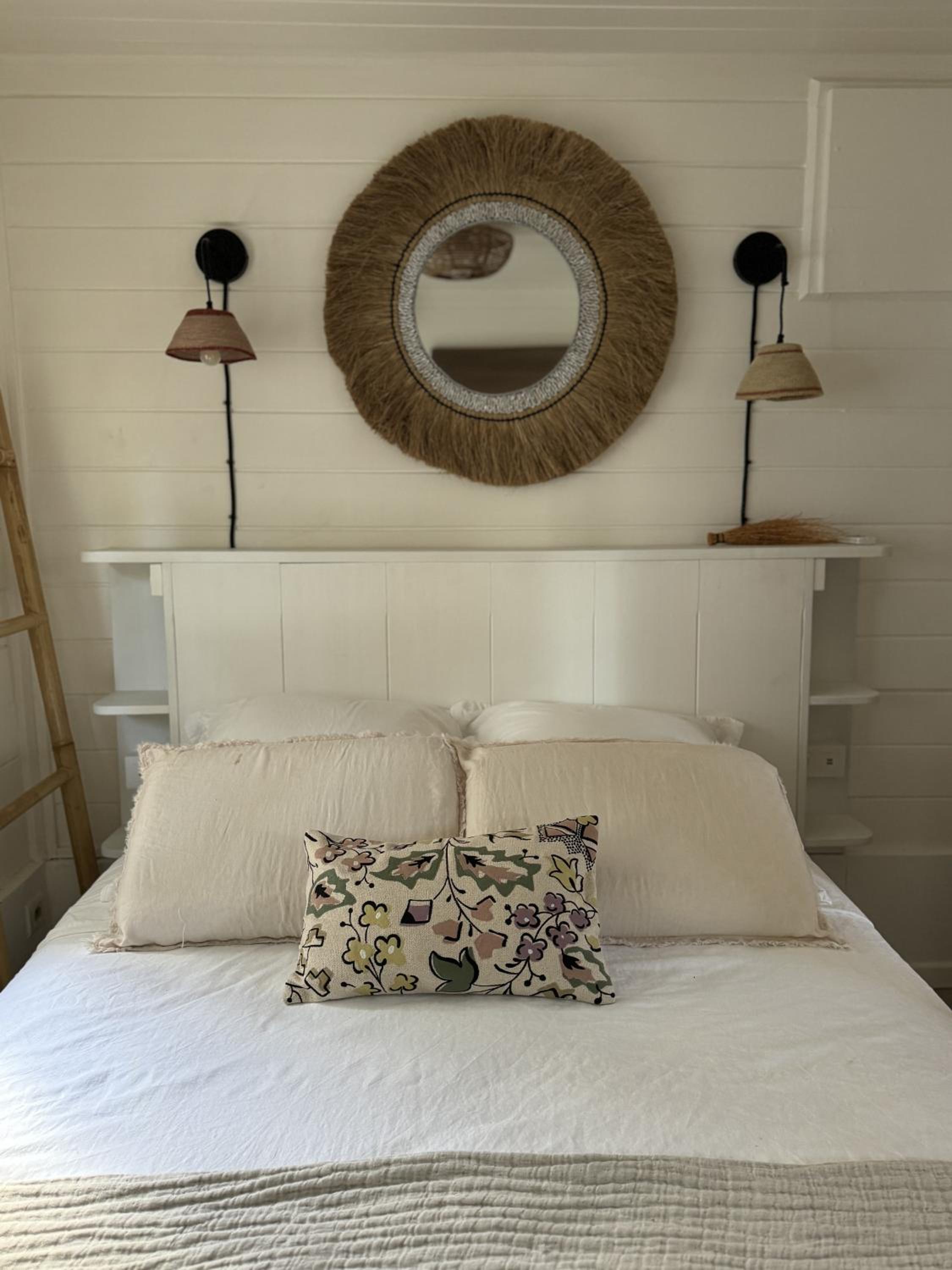 One-Bedroom House photo 1