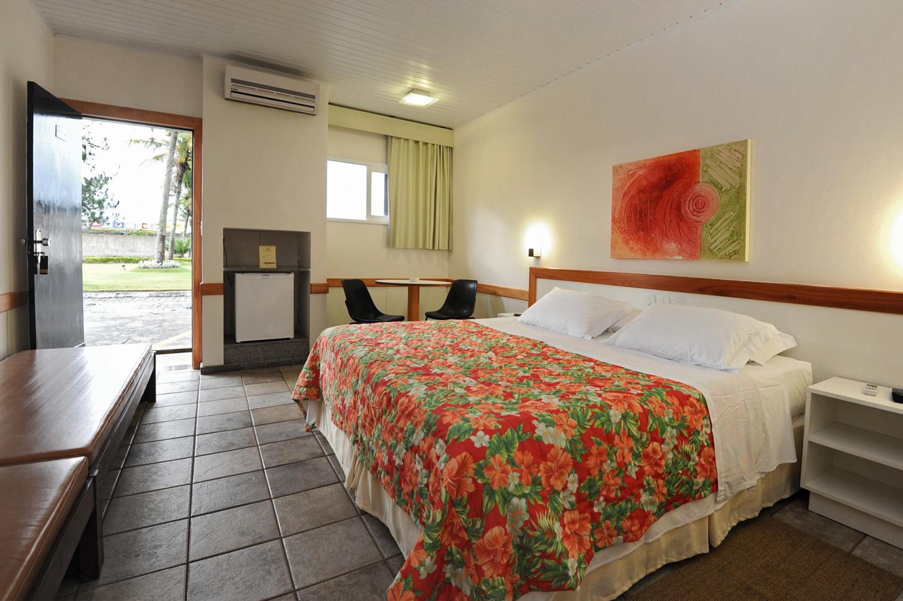 Deluxe Double Room (Double Bed) photo 2
