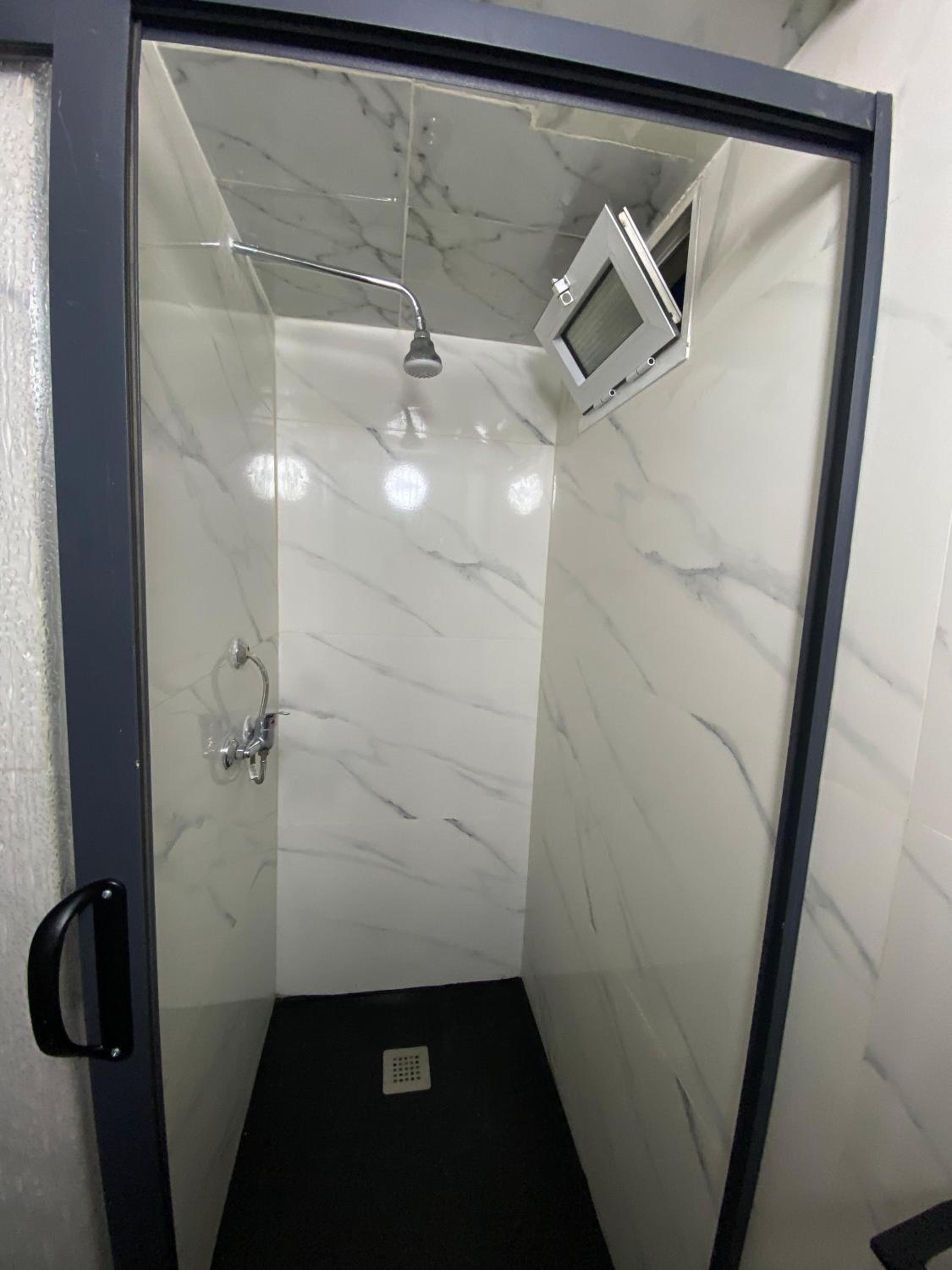 Comfort Triple Room with Shower - Photo 8