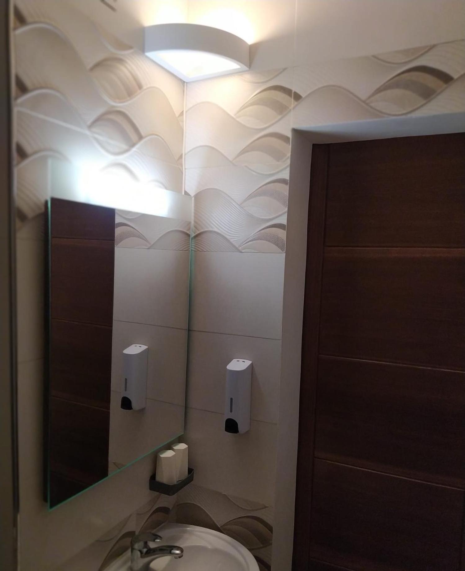 Double Room - Photo 9