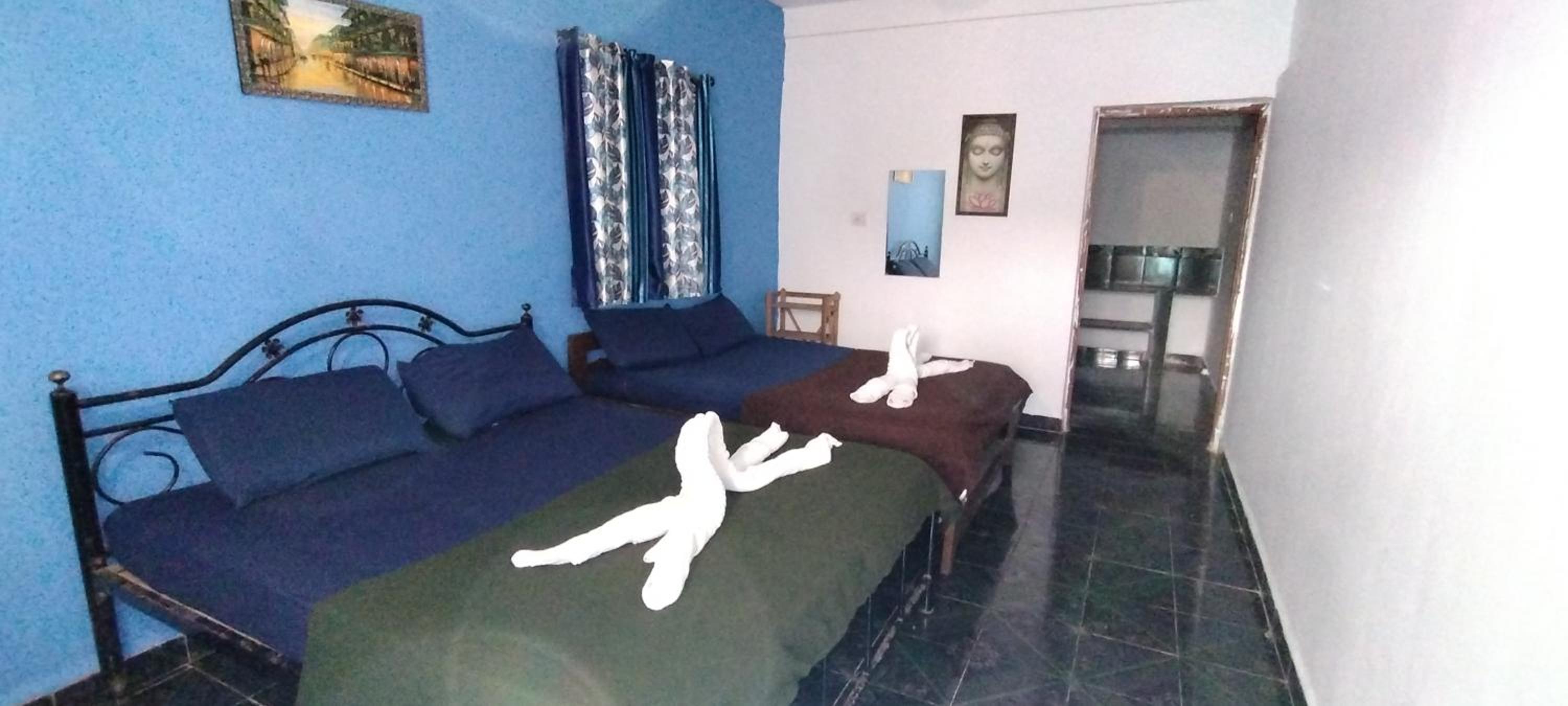 Family Room With Balcony photo 1