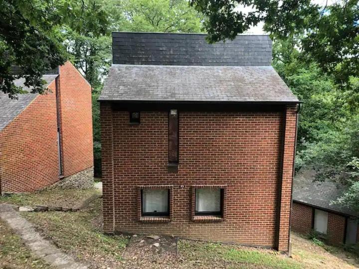Two-Bedroom House photo 2