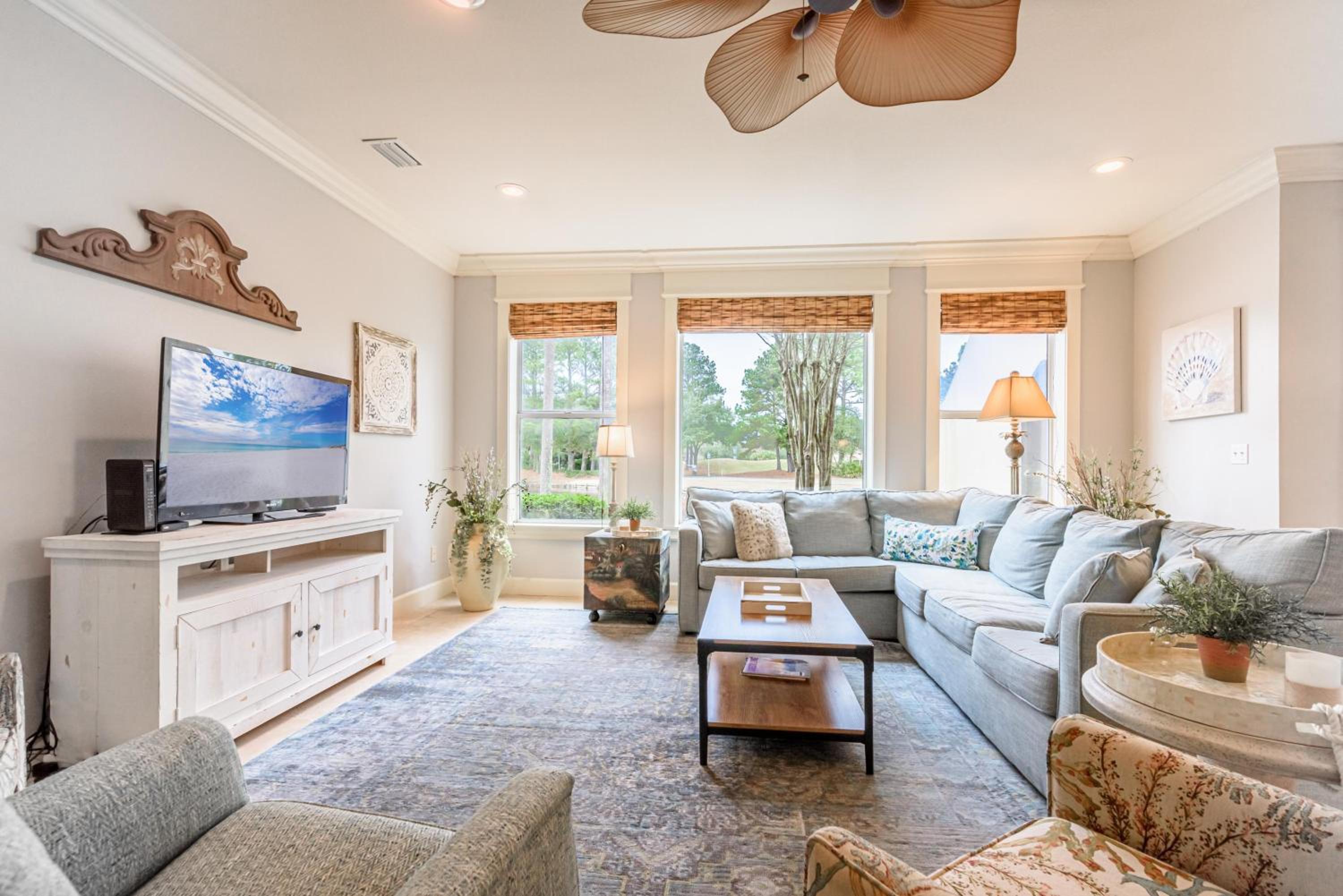 Three-Bedroom Vacation Home  photo 2