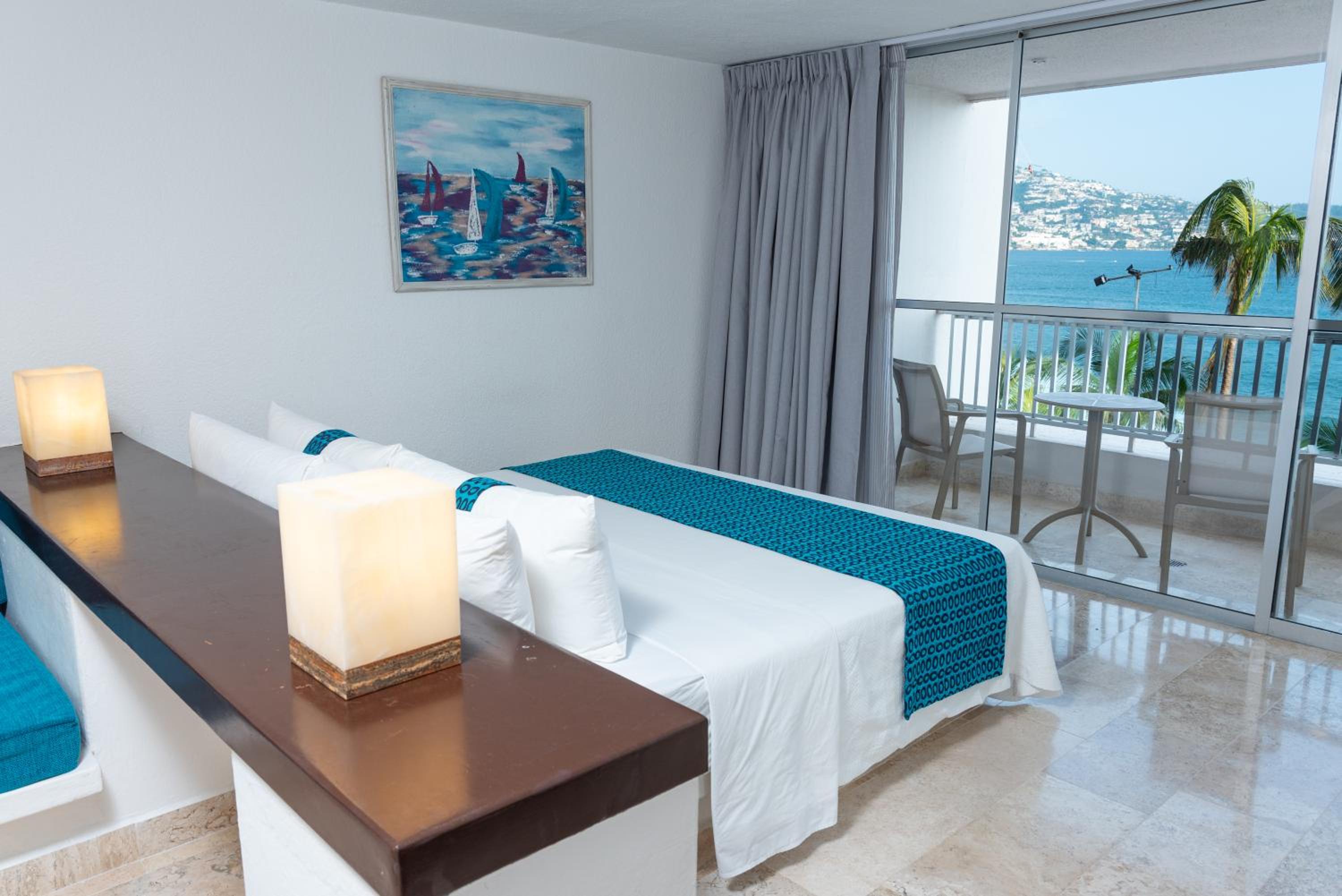 King Suite - Photo 3