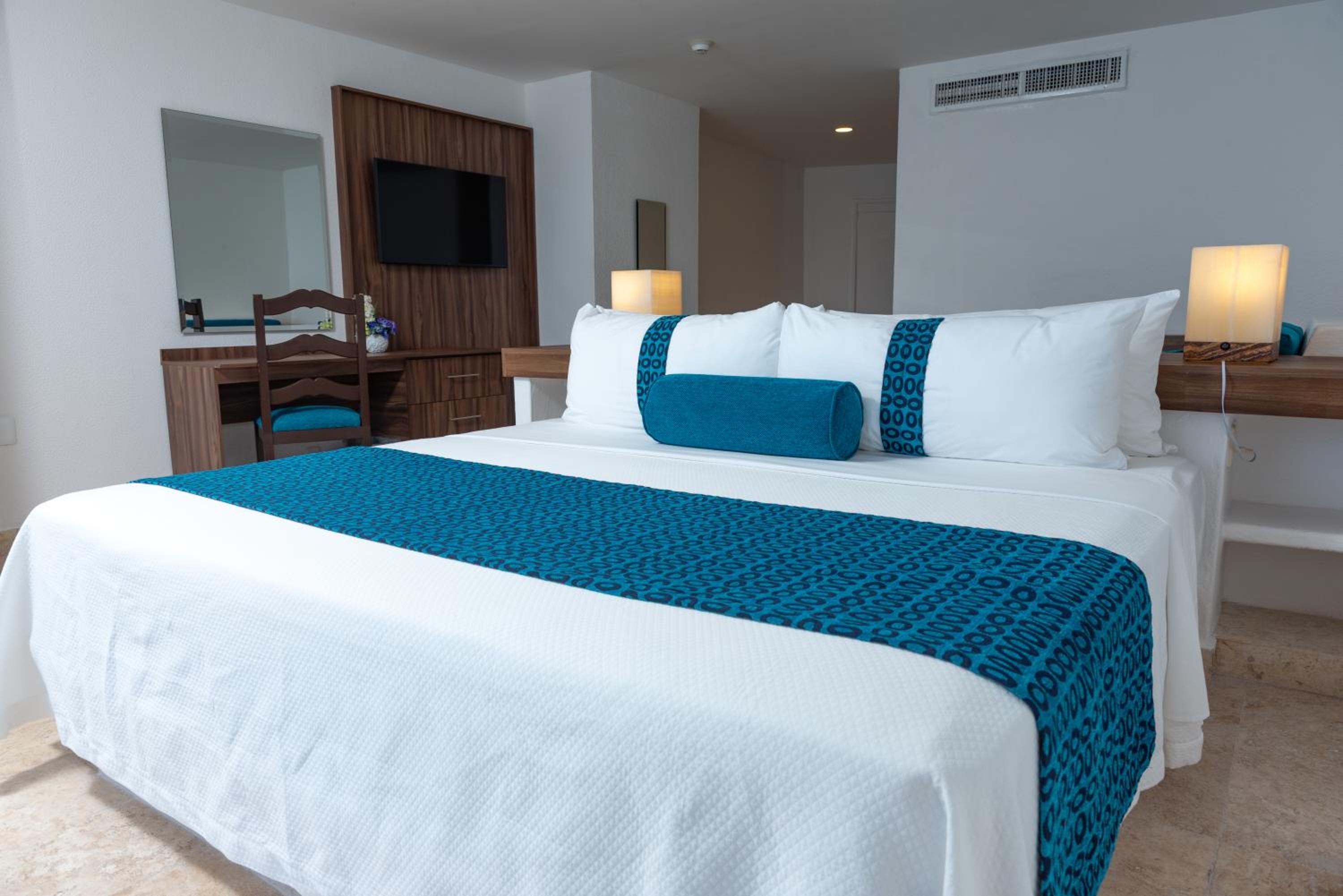 King Suite - Photo 4